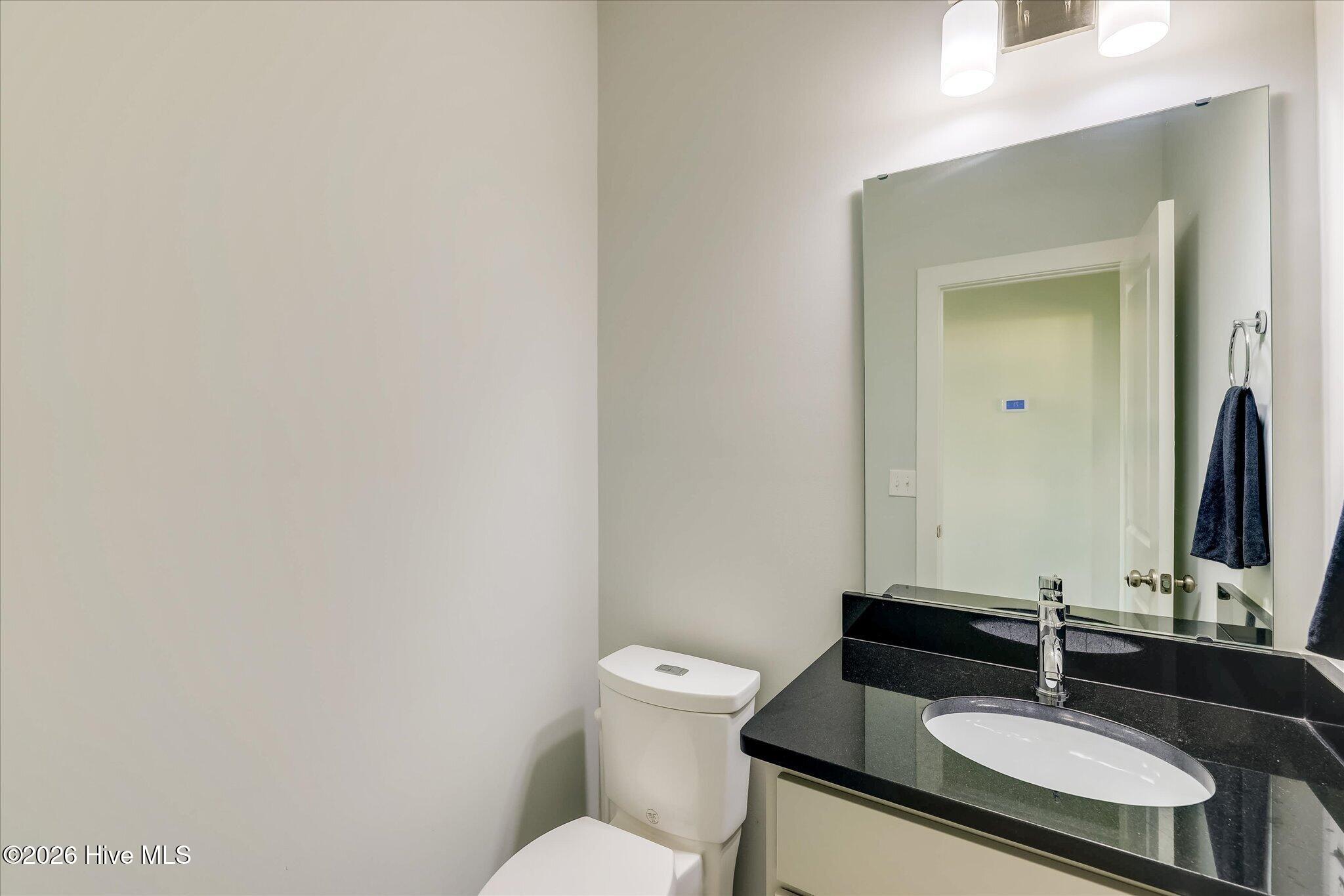 453 Bridle Path Road Property Photo 16