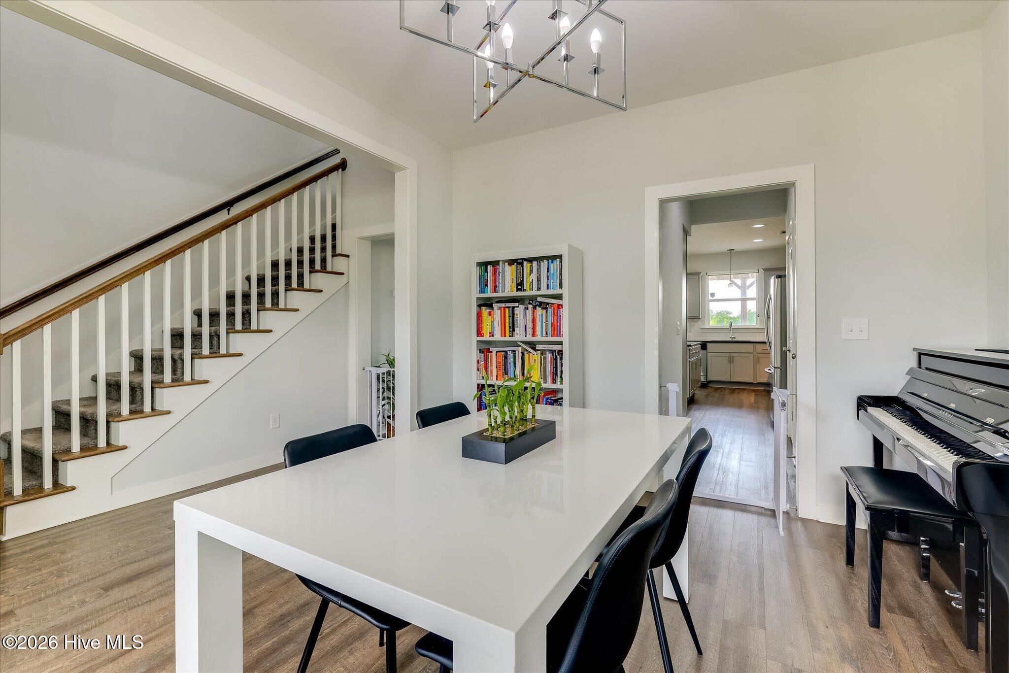 453 Bridle Path Road Property Photo 21