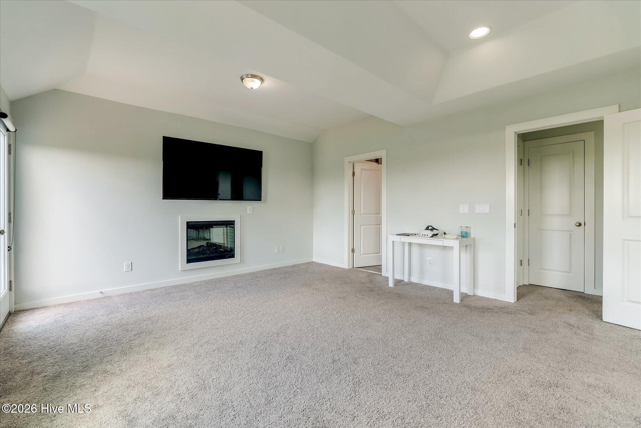 453 Bridle Path Road Property Photo 29