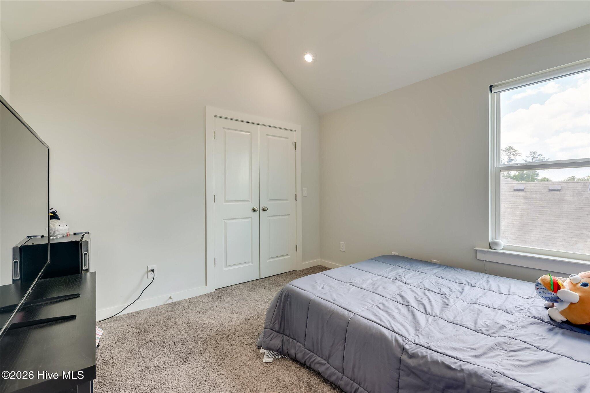 453 Bridle Path Road Property Photo 36
