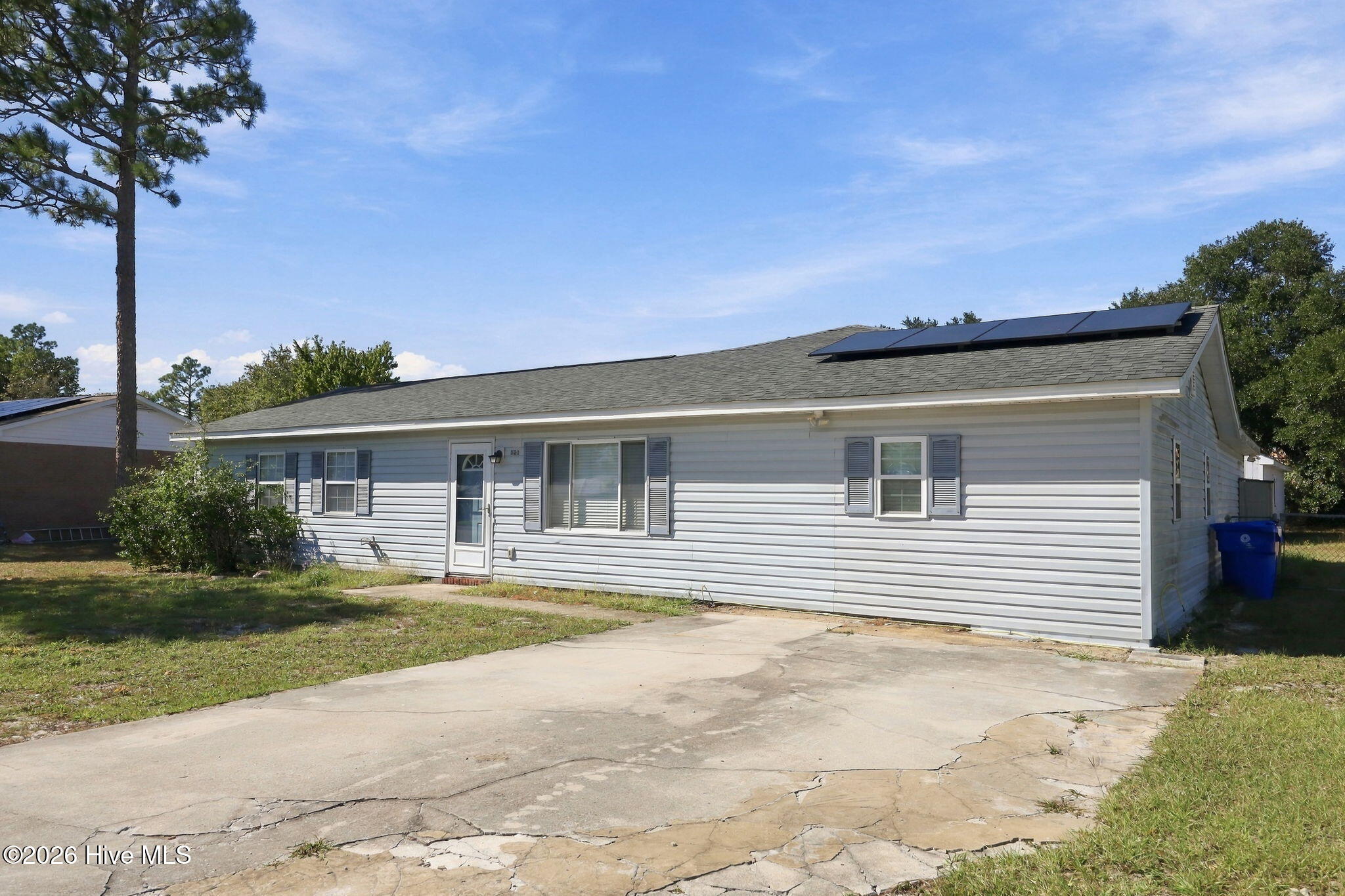 121 Bayberry Road Property Photo 3
