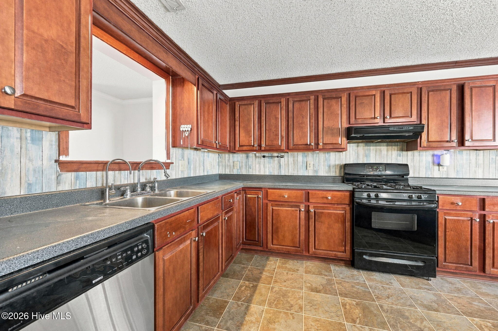 121 Bayberry Road Property Photo 23