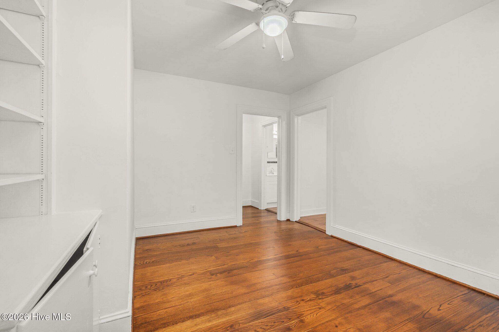 1209 W Thomas Street Property Photo 9