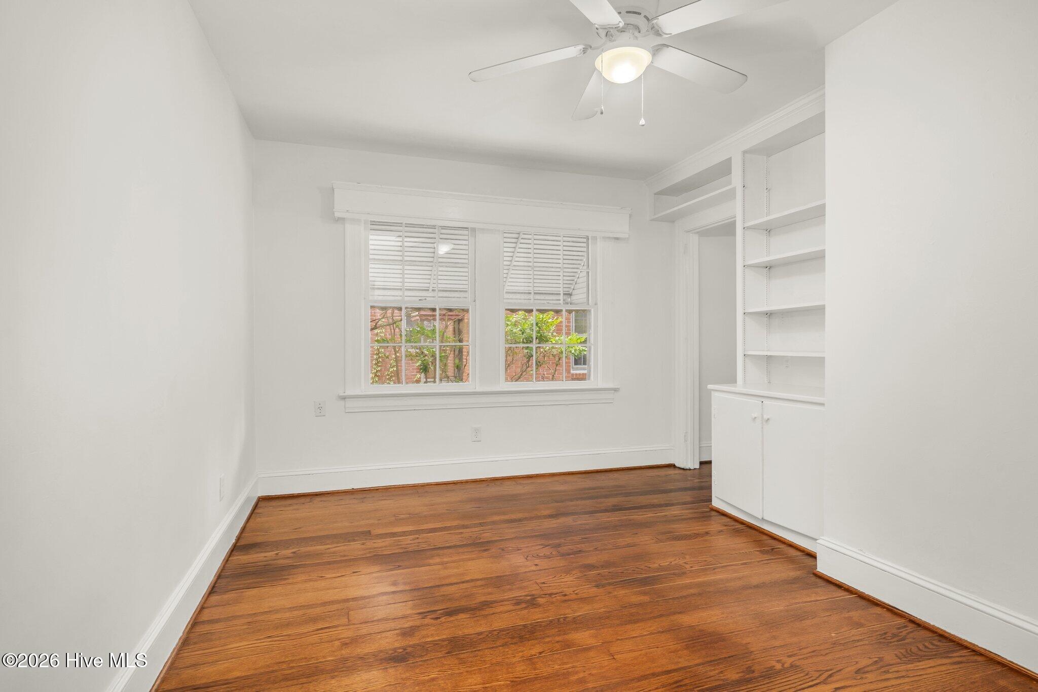 1209 W Thomas Street Property Photo 10