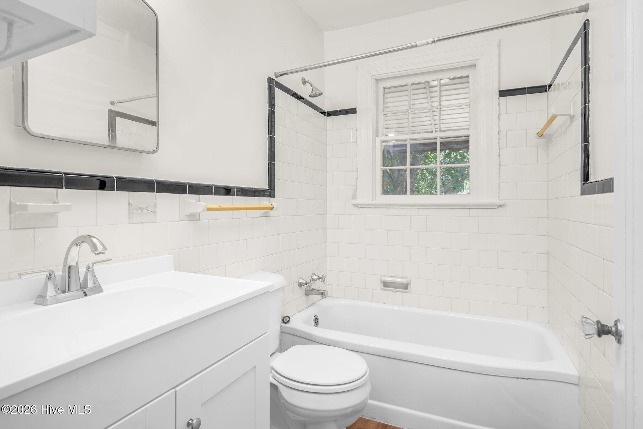 1209 W Thomas Street Property Photo 15