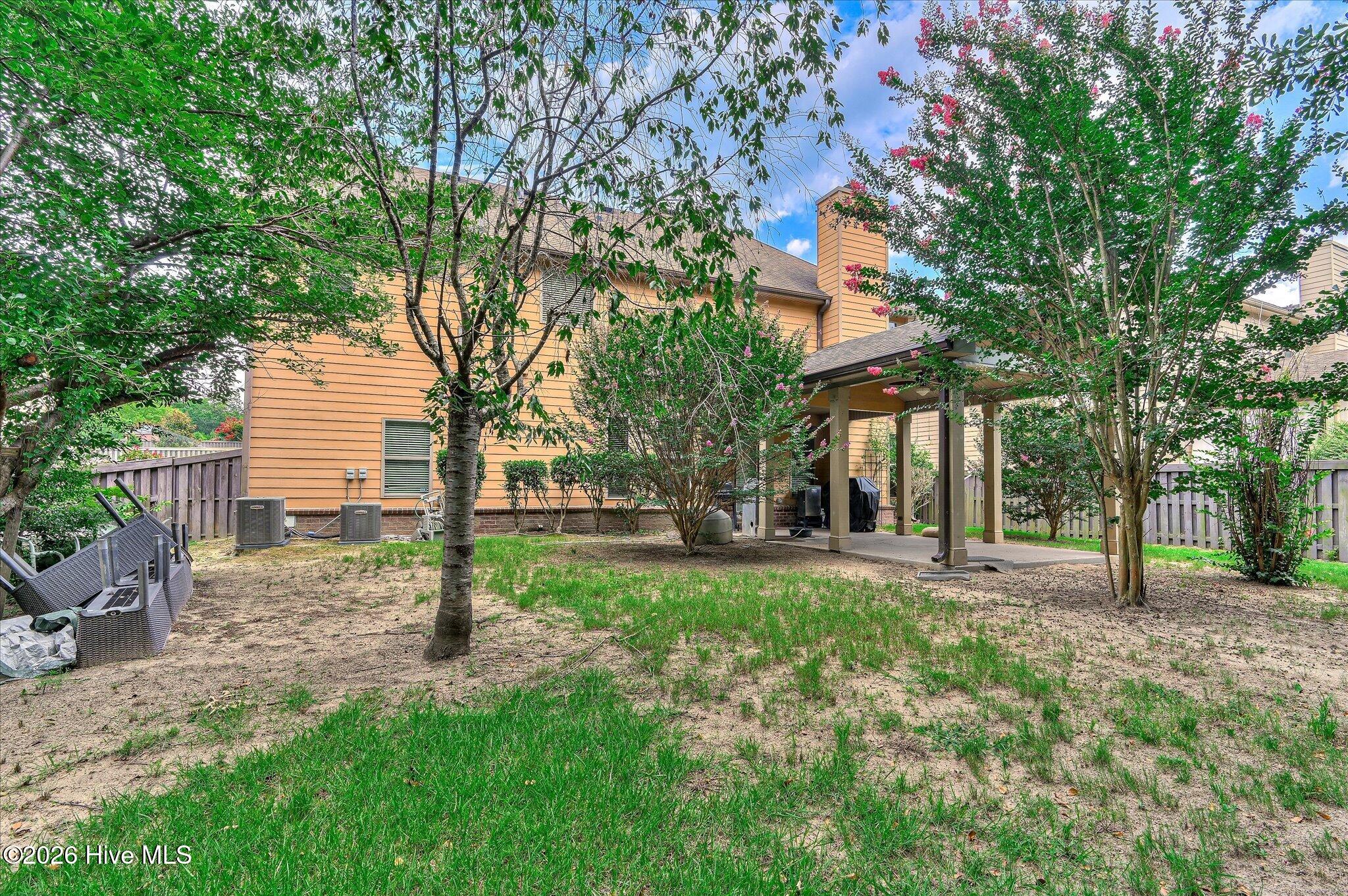 1097 Prides Crossing Property Photo 29