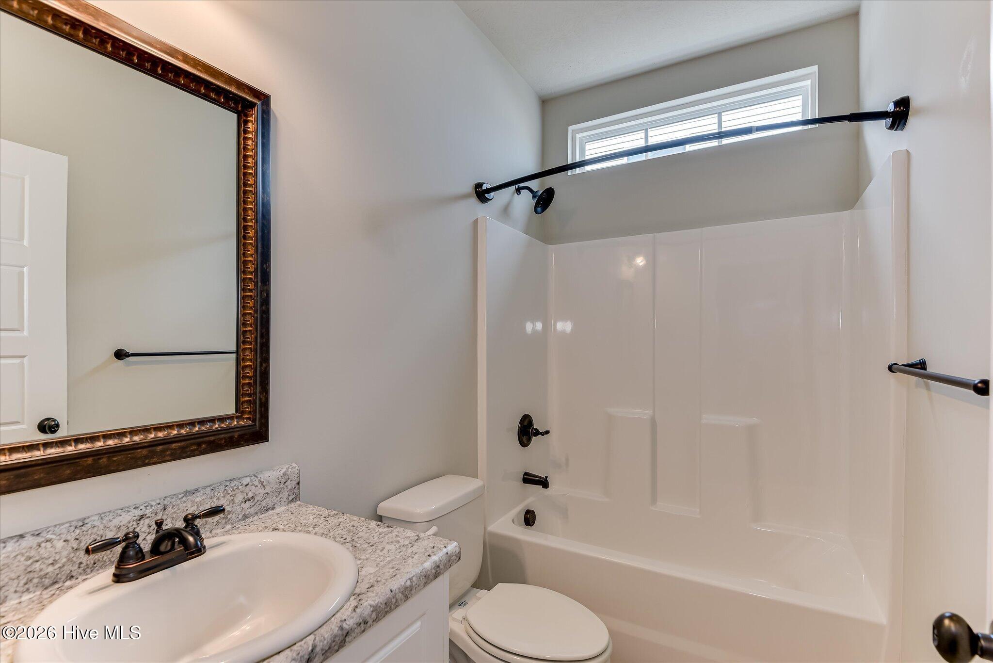 1045 Swan Court Property Photo 28
