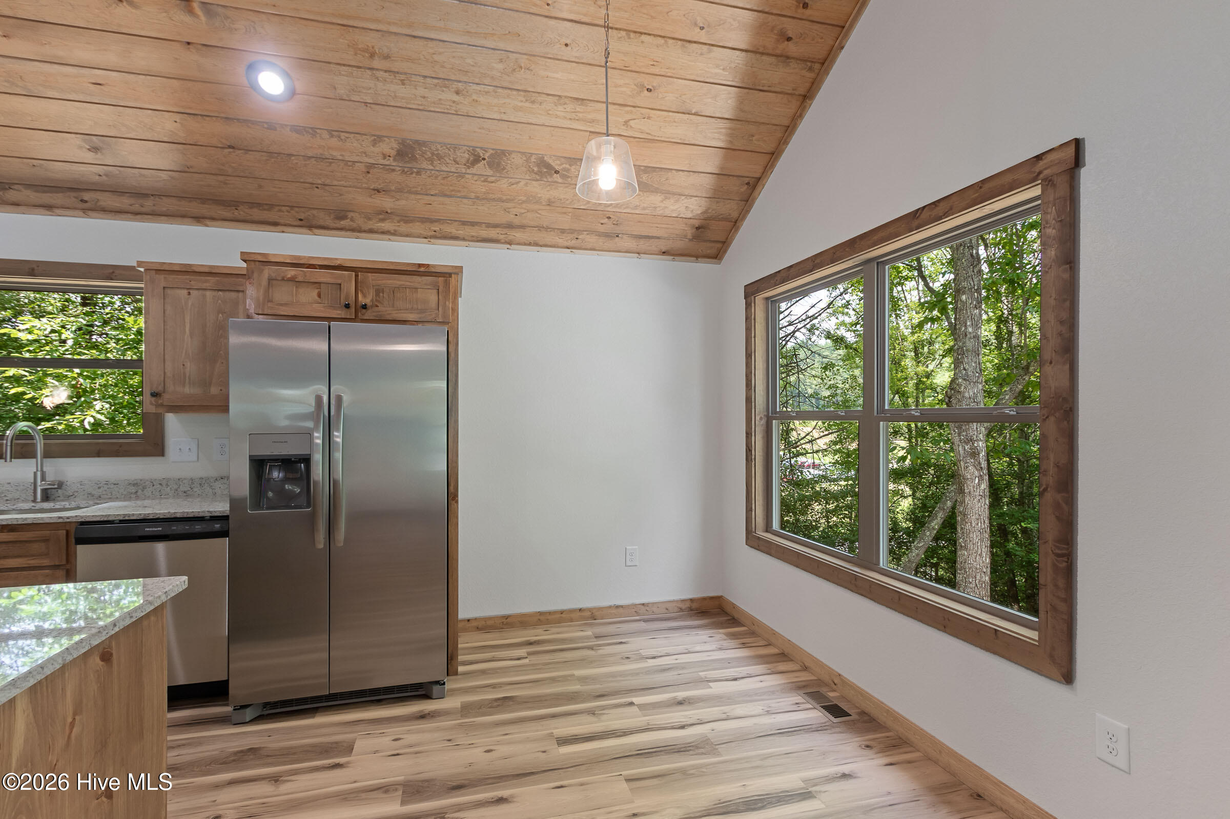 80 Oak Knob Drive Property Photo 11