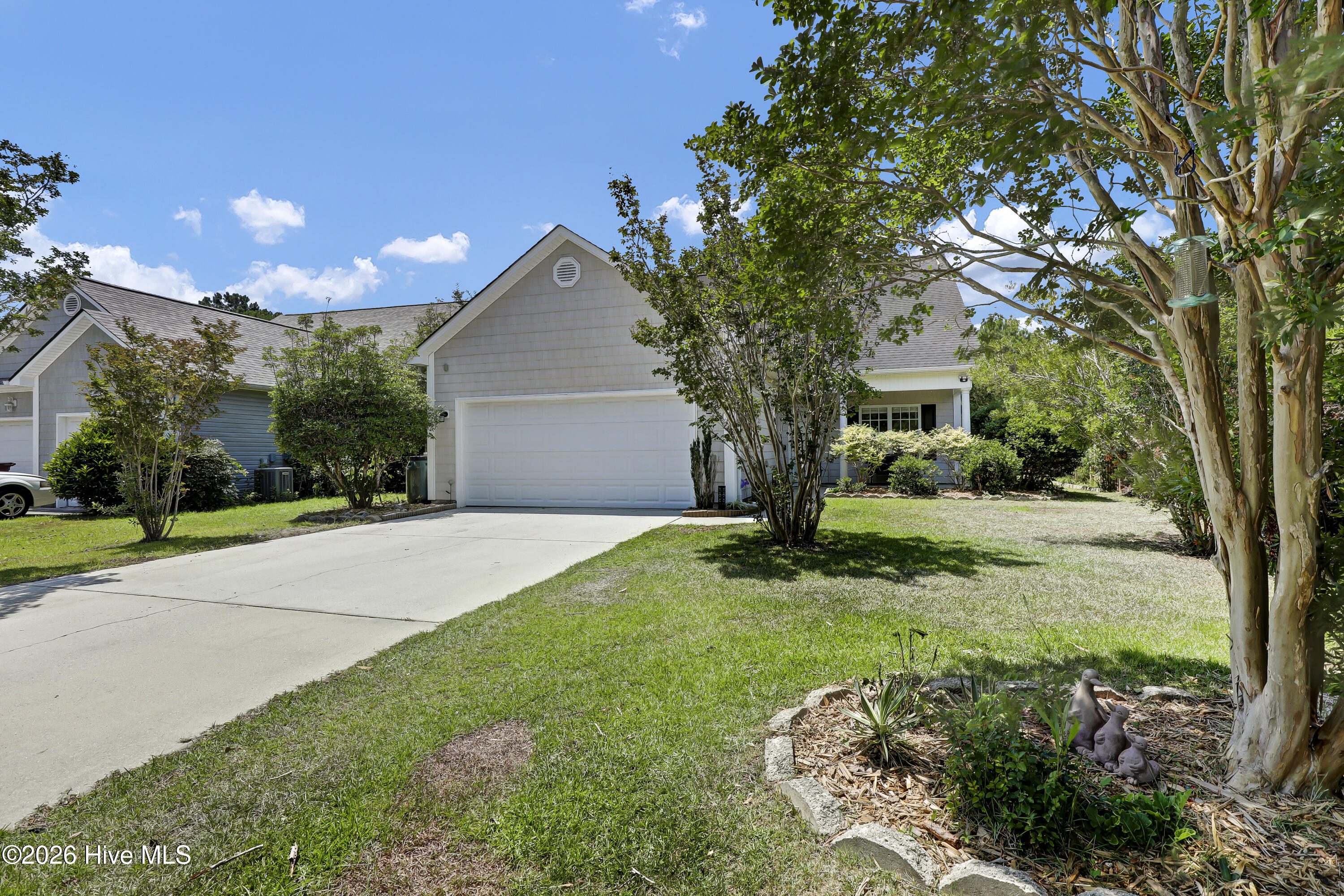 126 Leeward Lane Property Photo 3