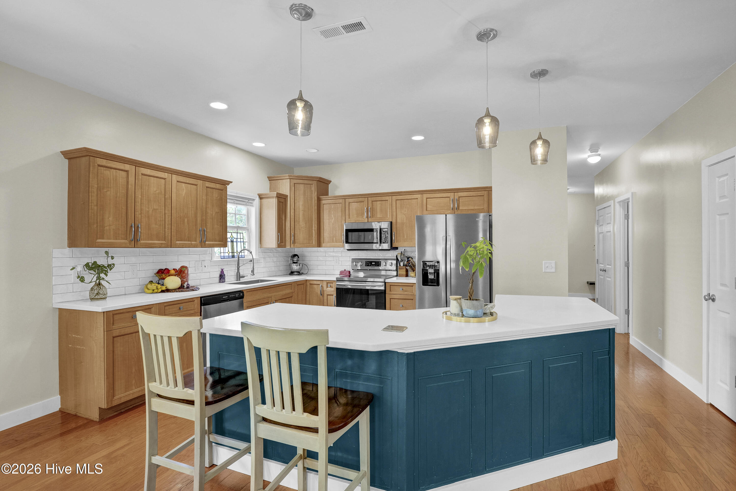 126 Leeward Lane Property Photo 10