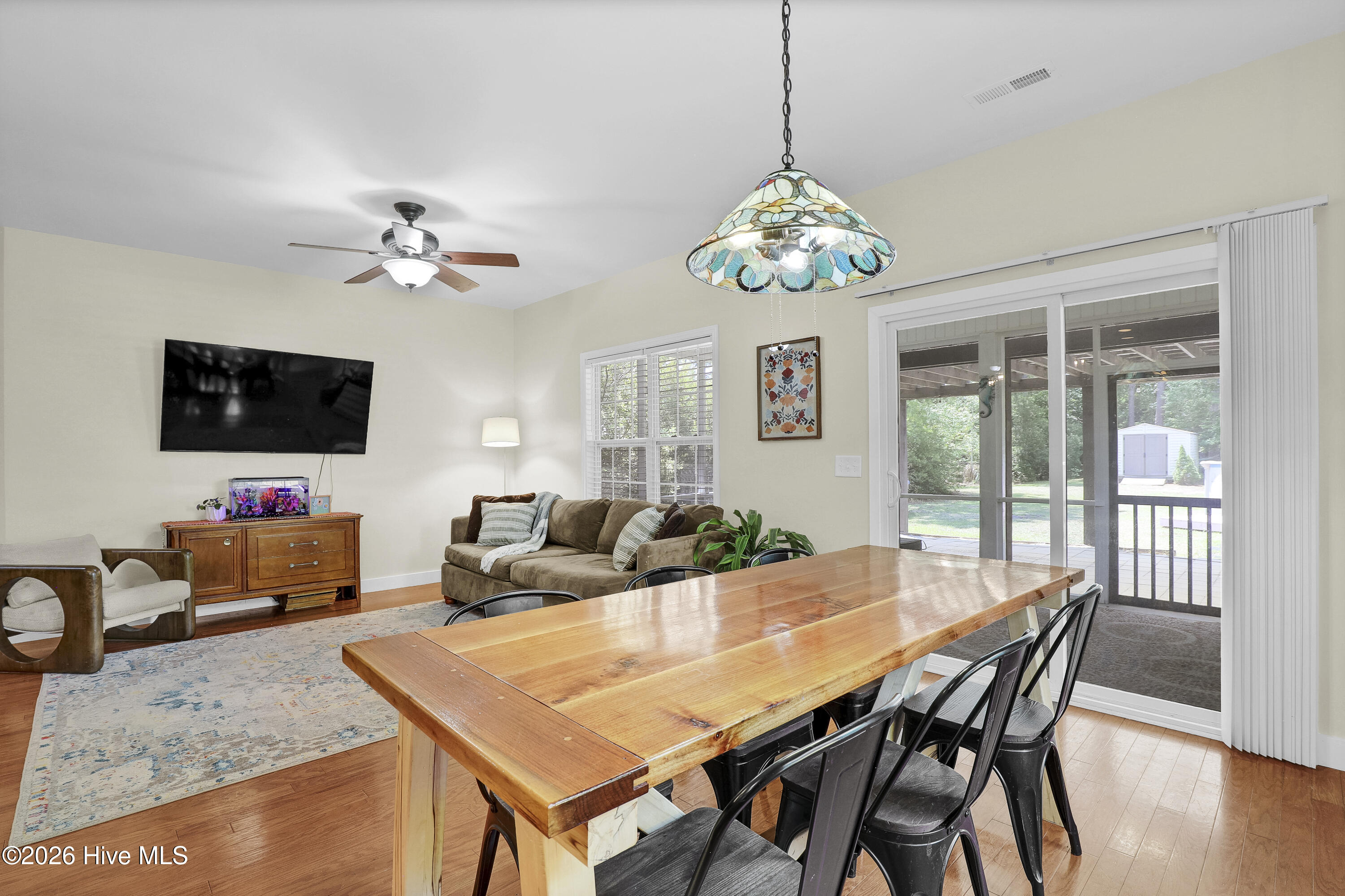 126 Leeward Lane Property Photo 11
