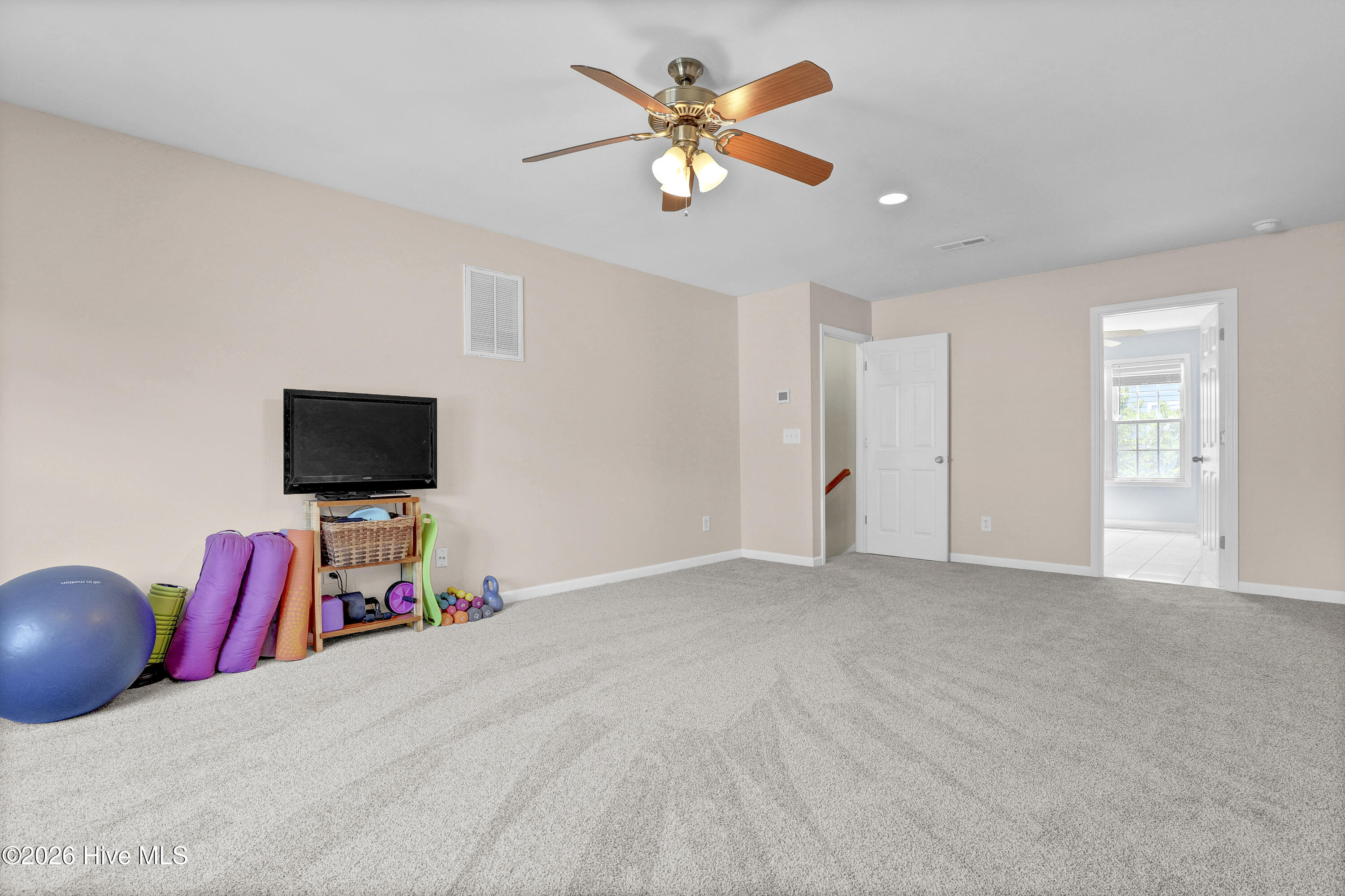 126 Leeward Lane Property Photo 25