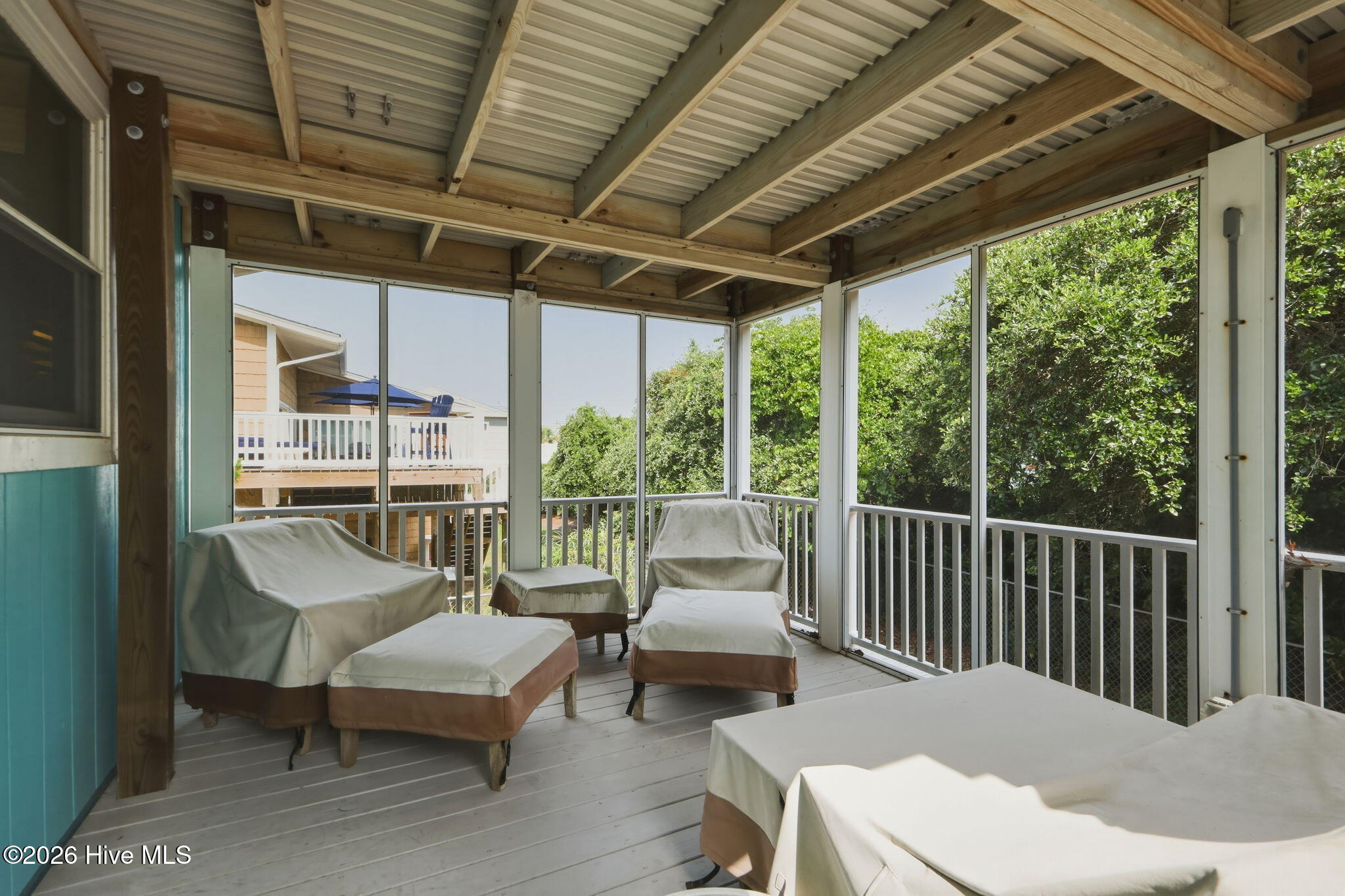 1607 Emerald Drive Property Photo 9