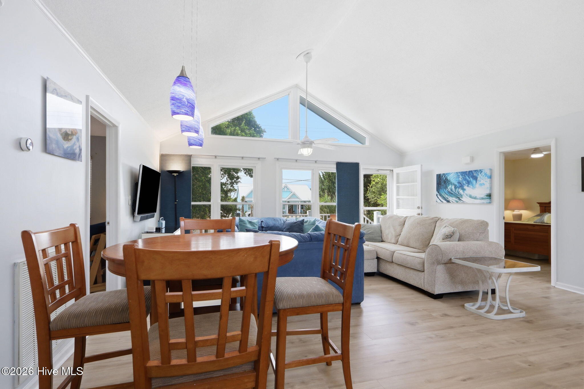1607 Emerald Drive Property Photo 15