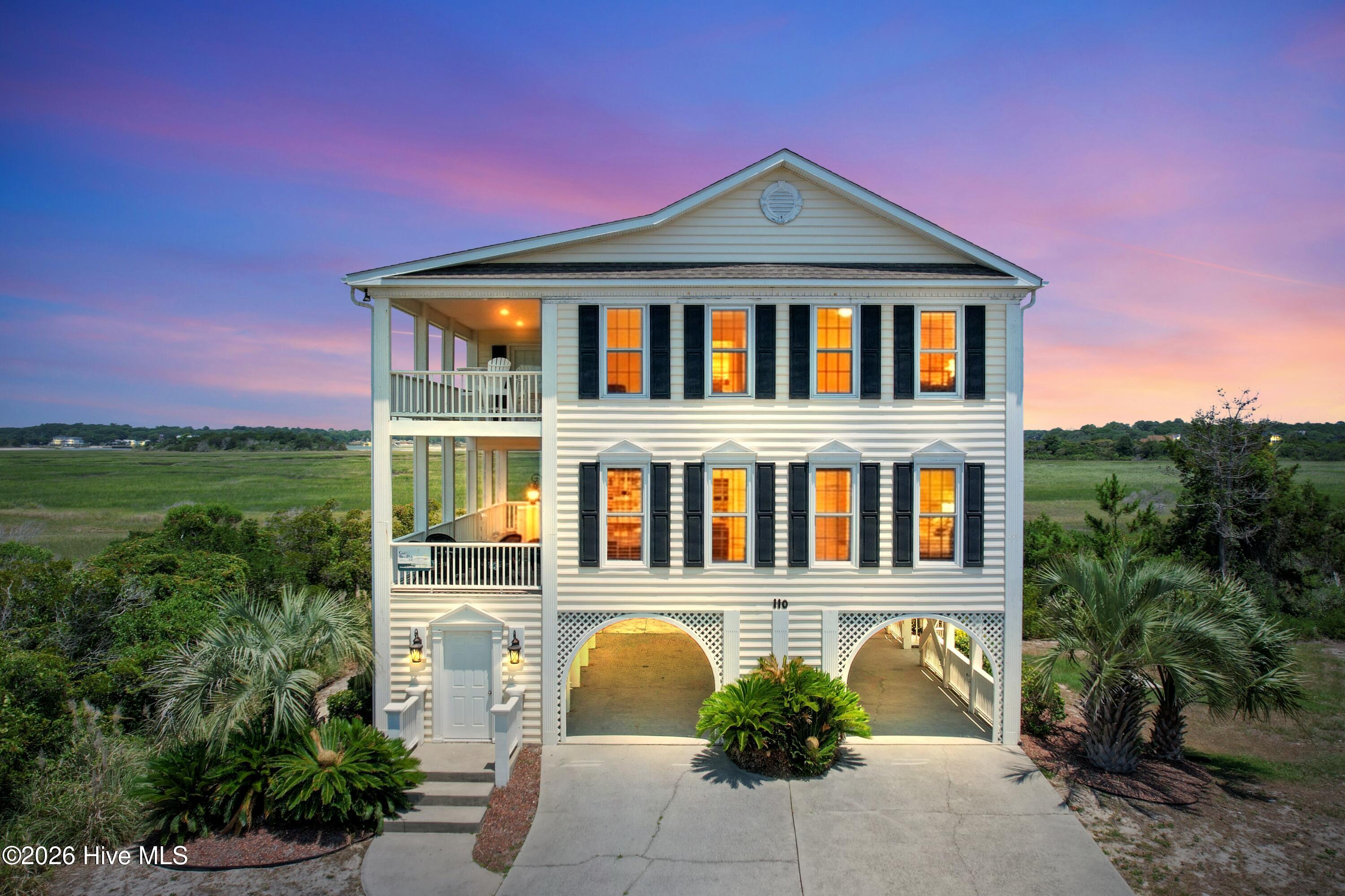 108 & 110 Loggerhead Drive Property Photo 1