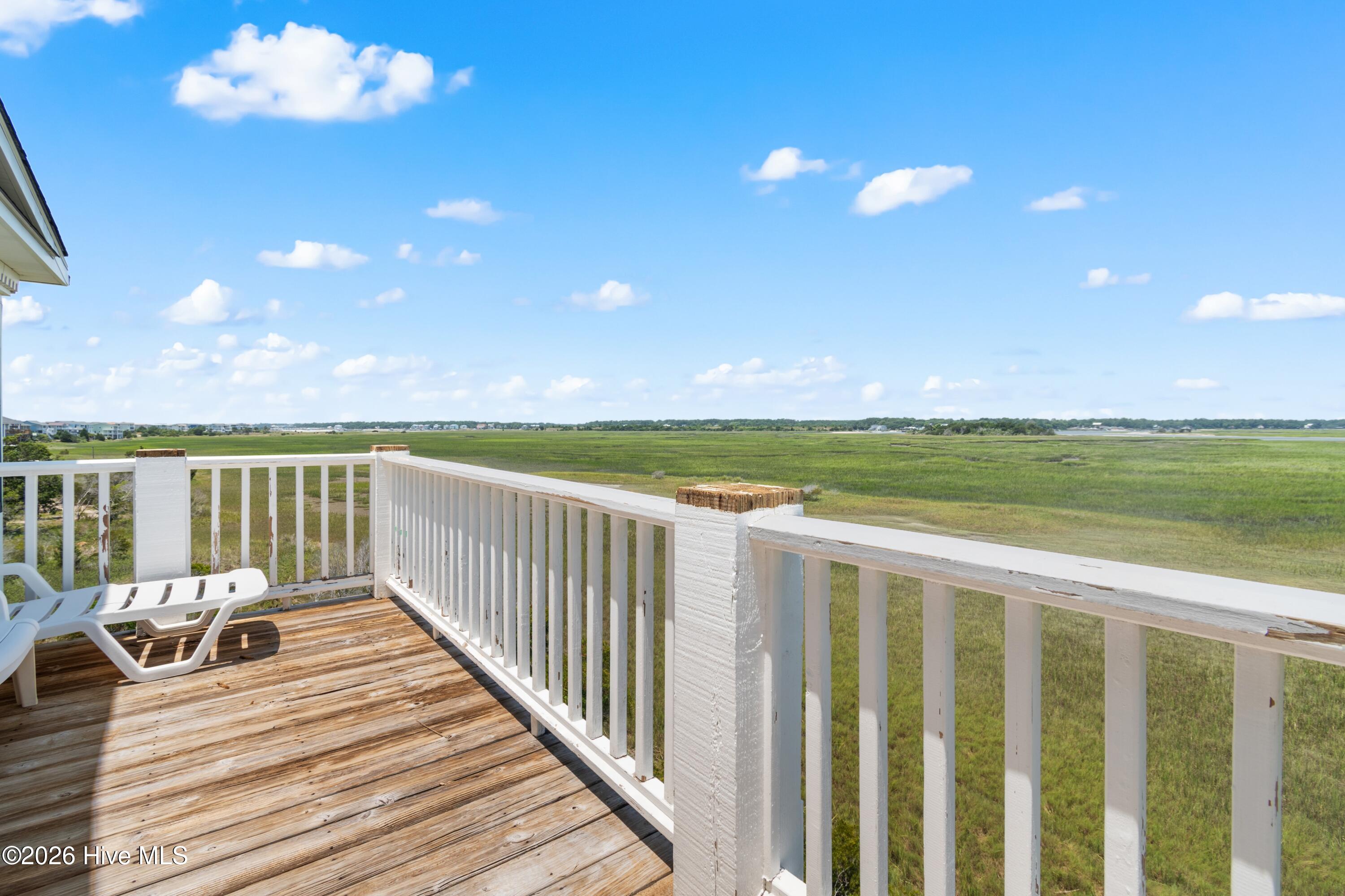 108 & 110 Loggerhead Drive Property Photo 40