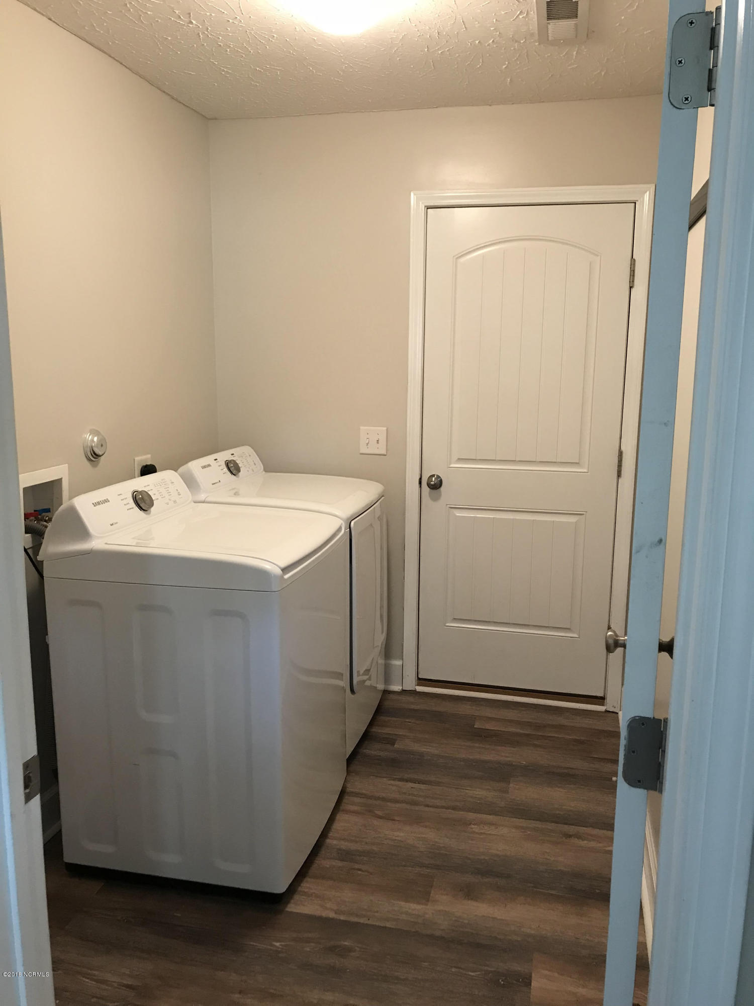 404 Amaryllis Lane Property Photo 14