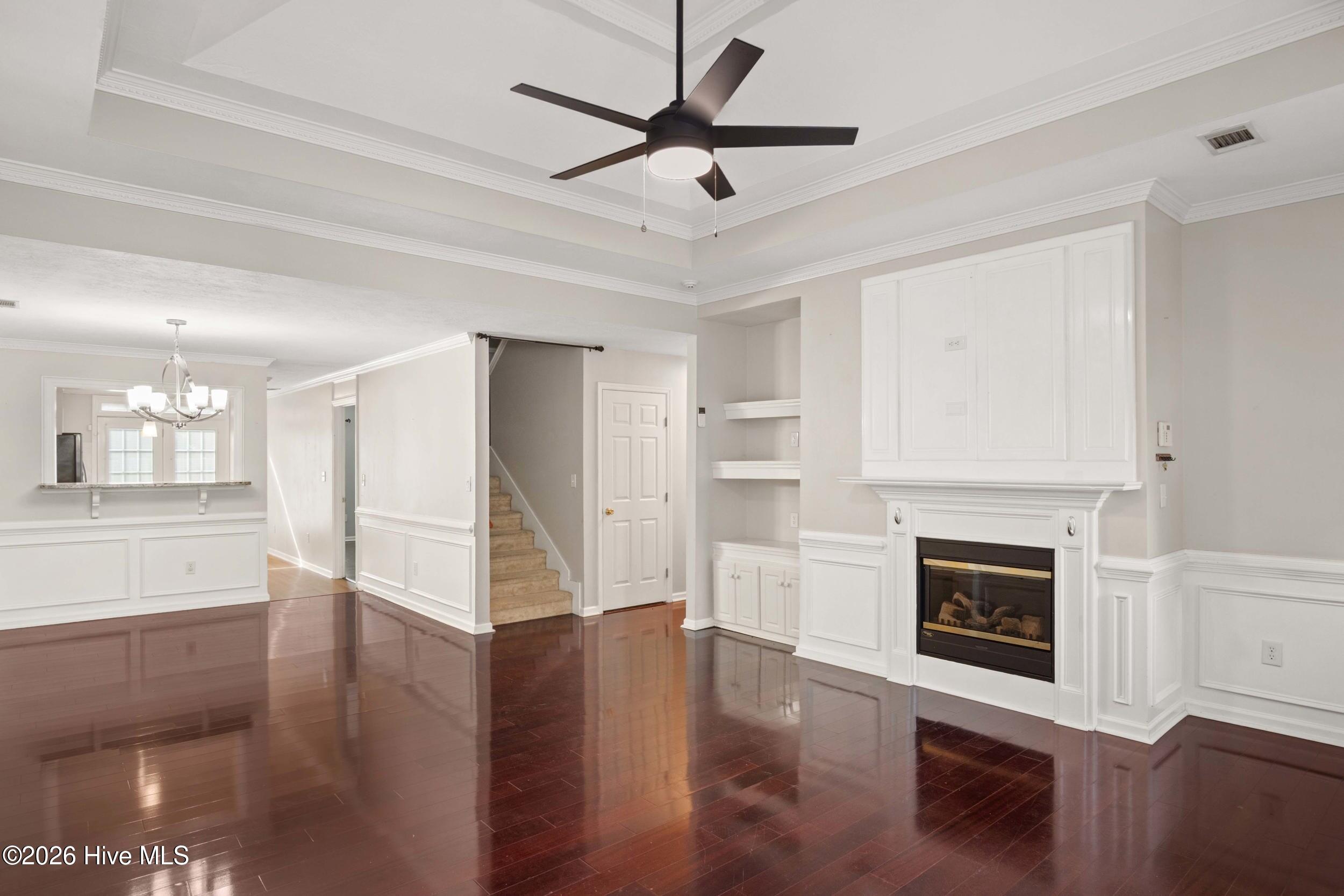 330 Hogan Way Property Photo 4
