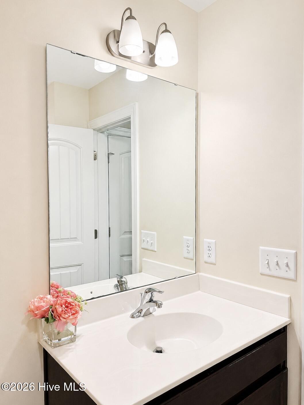 589 Aurora Place Property Photo 28