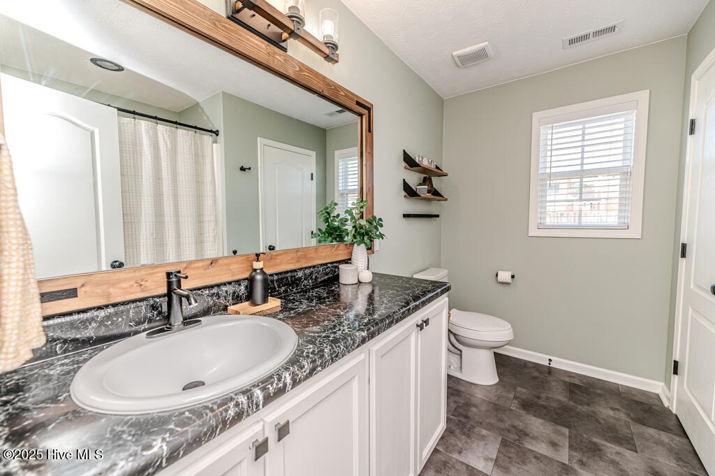 224 Roanoke Drive Property Photo 35