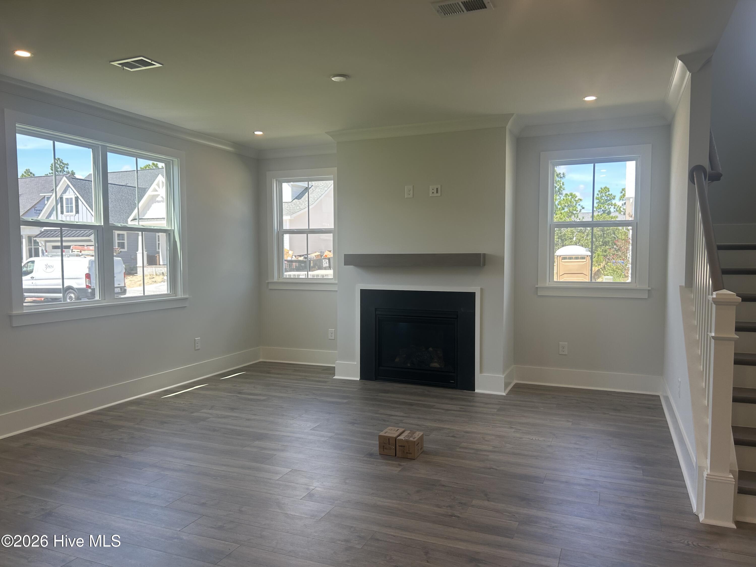 5202 Moonshell Loop Property Photo 2