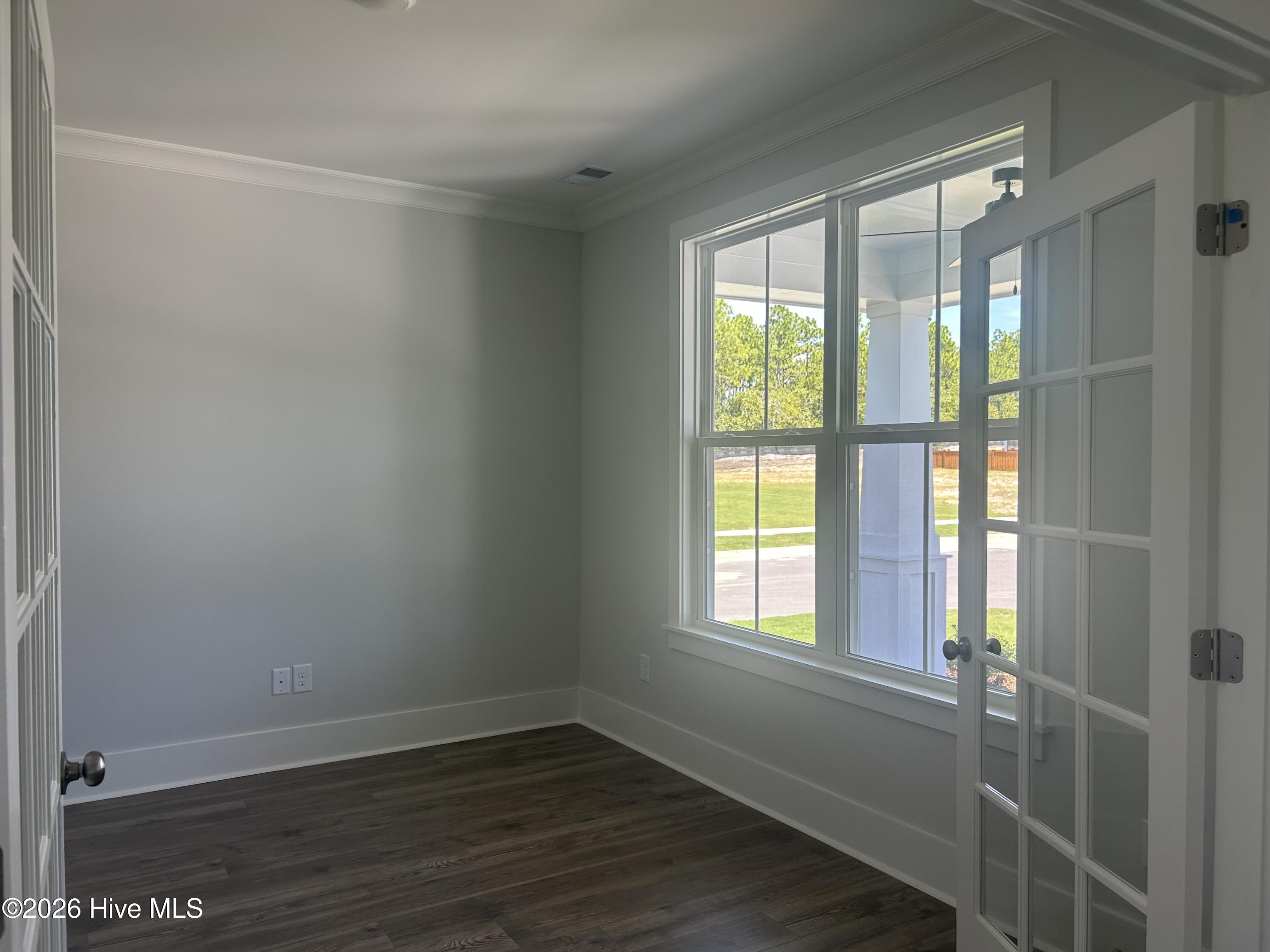5202 Moonshell Loop Property Photo 5