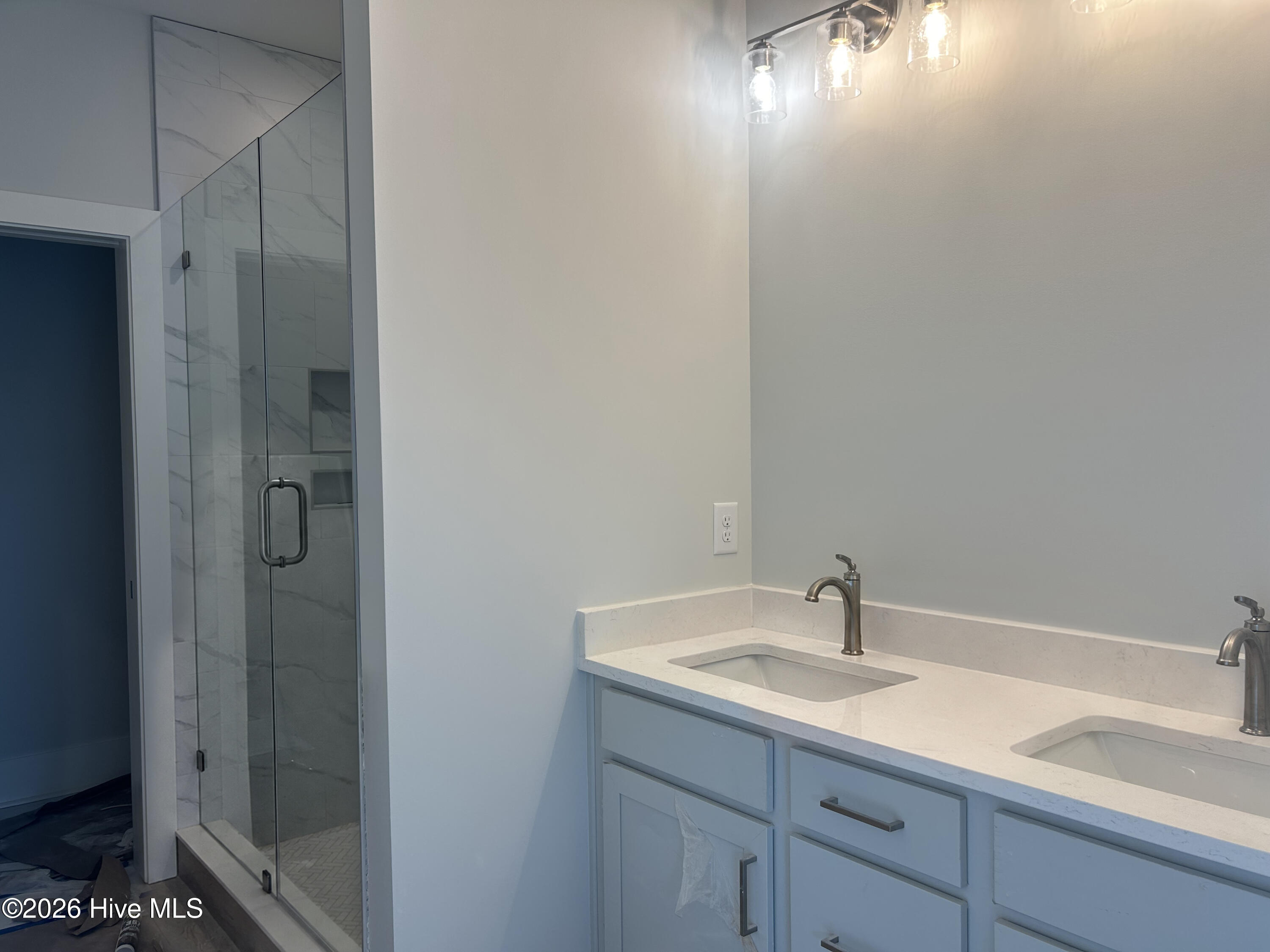 5202 Moonshell Loop Property Photo 8