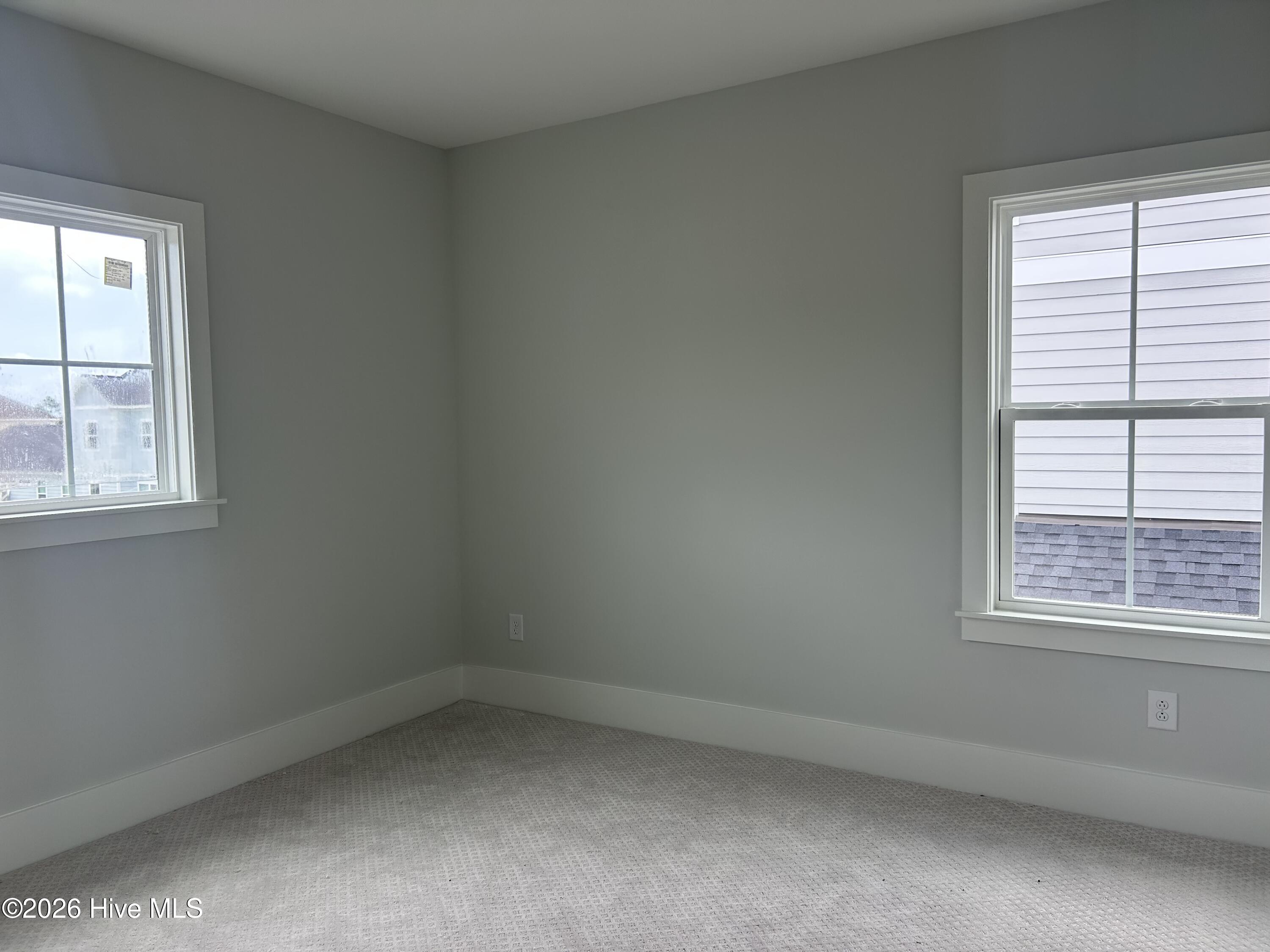 5202 Moonshell Loop Property Photo 11