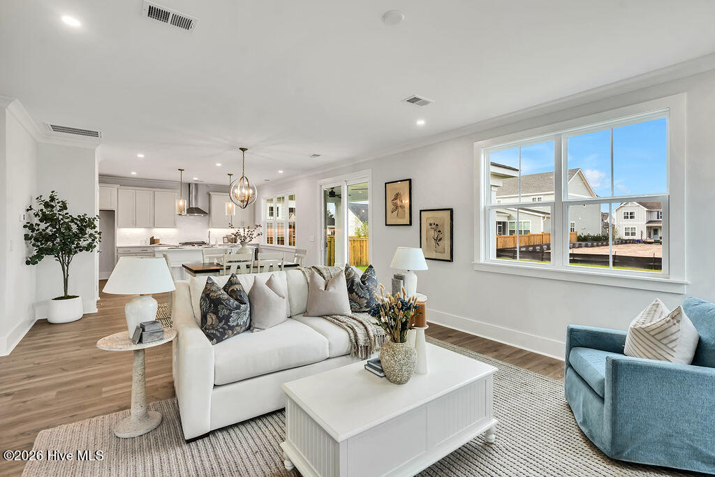 5202 Moonshell Loop Property Photo 18