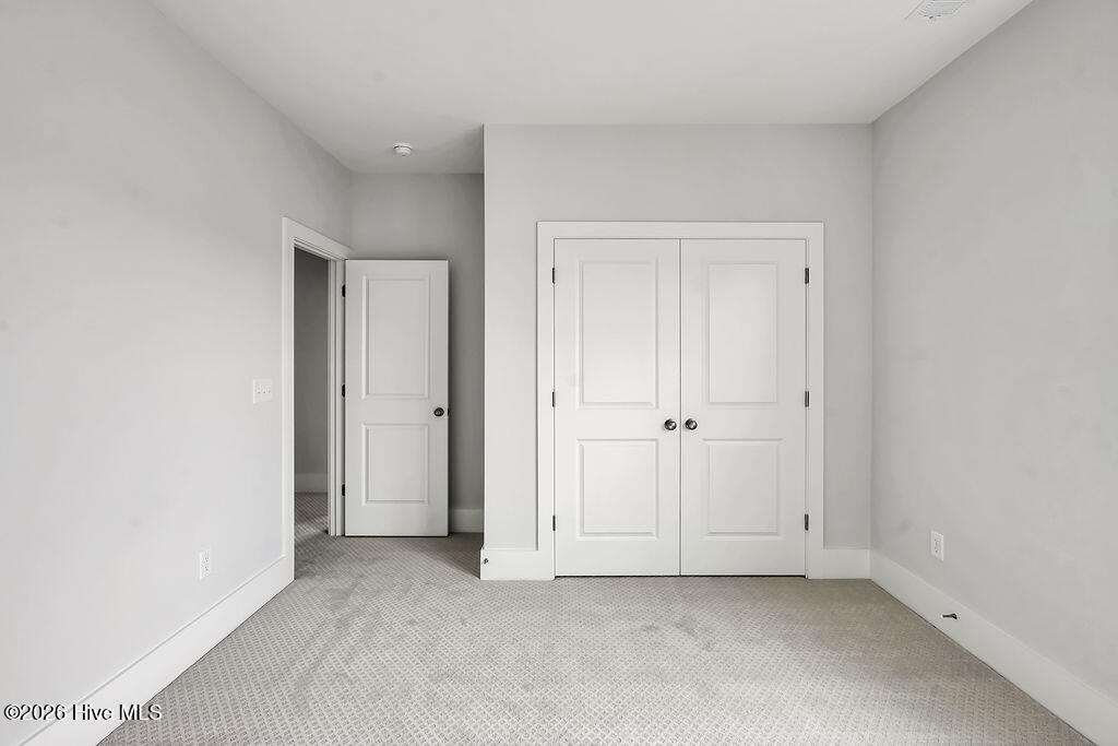 5202 Moonshell Loop Property Photo 38