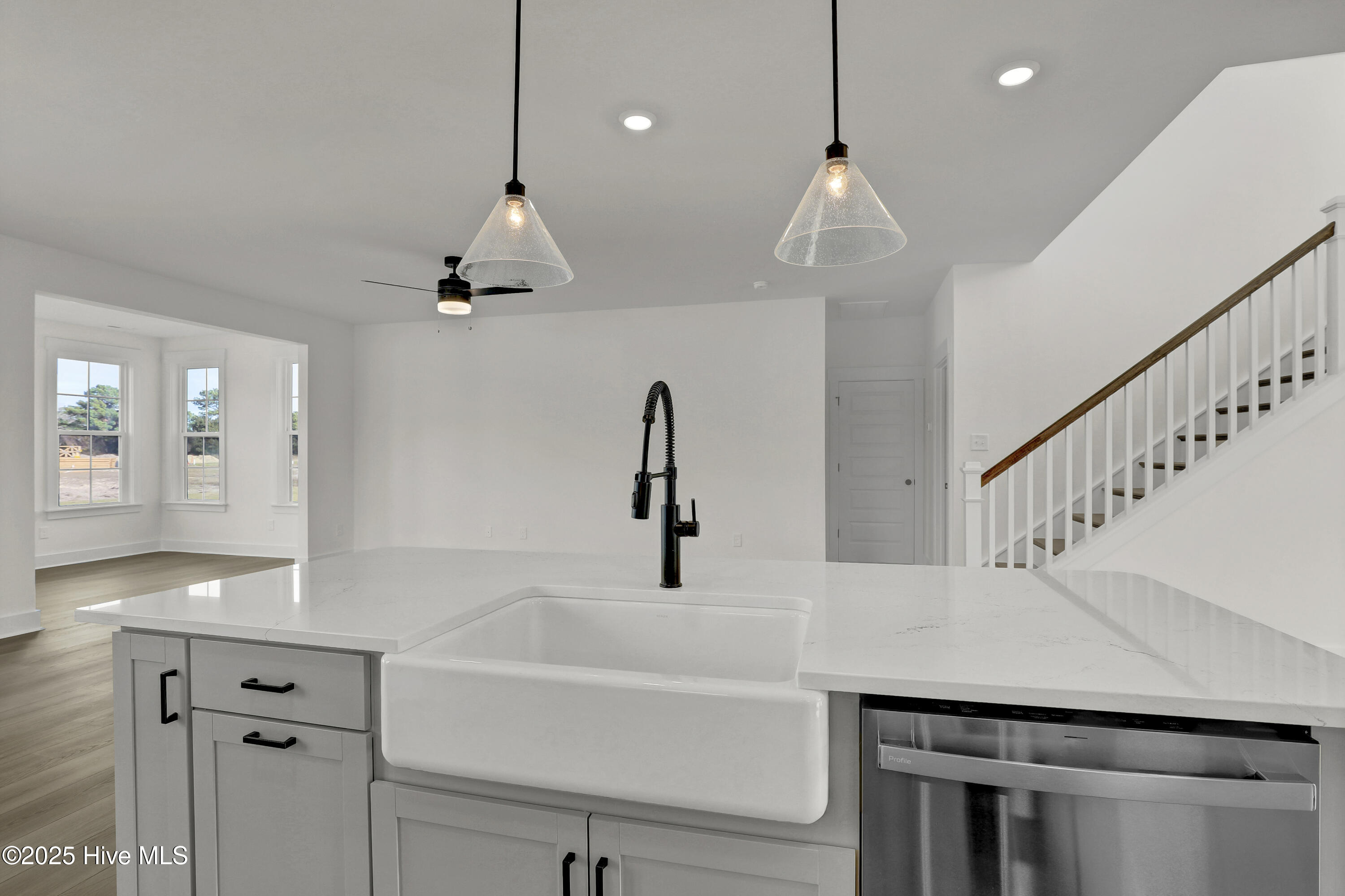 258 Planters Walk Property Photo 7