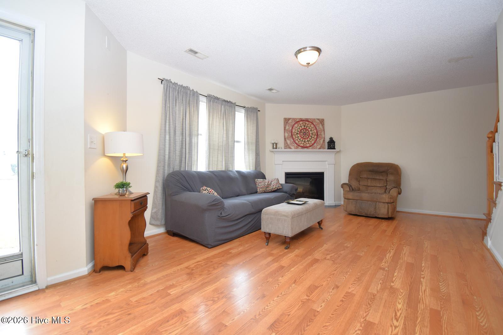 2325 Vineyard Drive C3 Property Photo 3