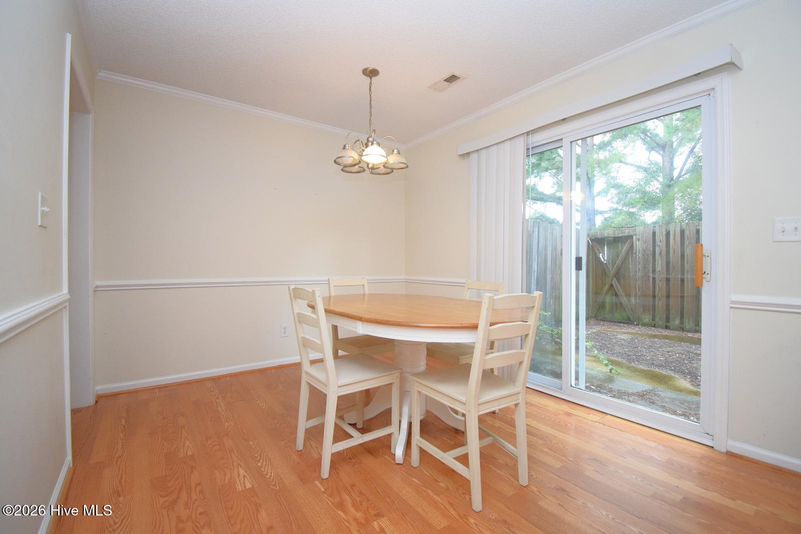 2325 Vineyard Drive C3 Property Photo 6