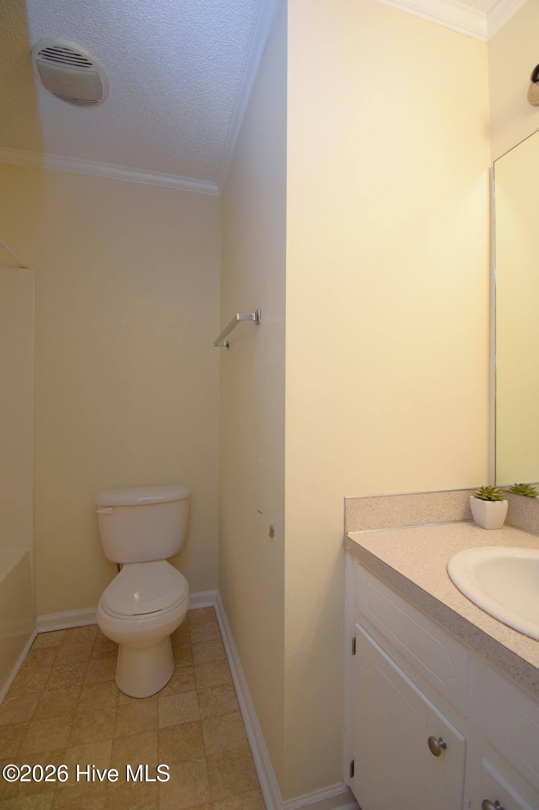 2325 Vineyard Drive C3 Property Photo 11