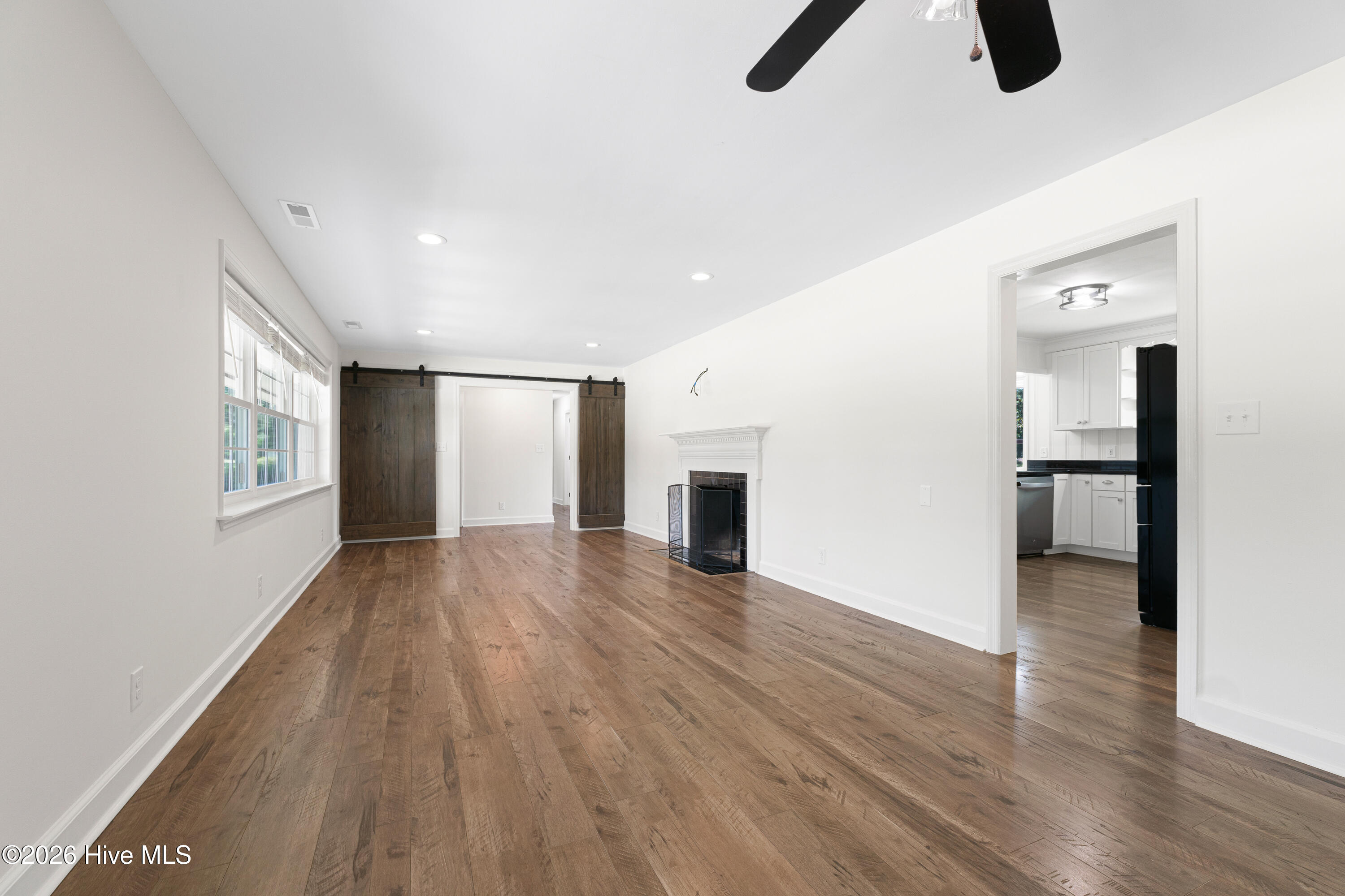 1705 River Drive Property Photo 12