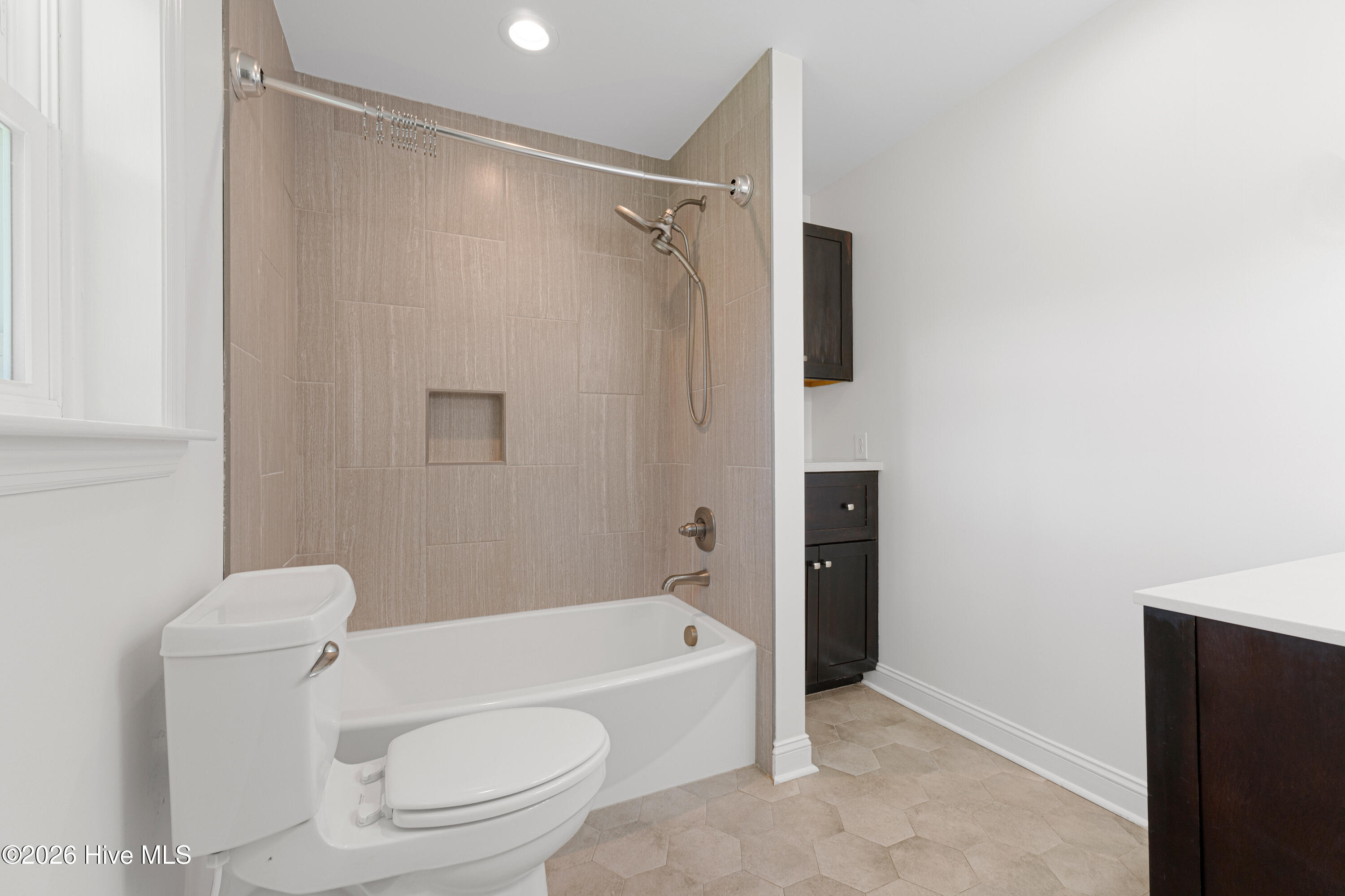 1705 River Drive Property Photo 20