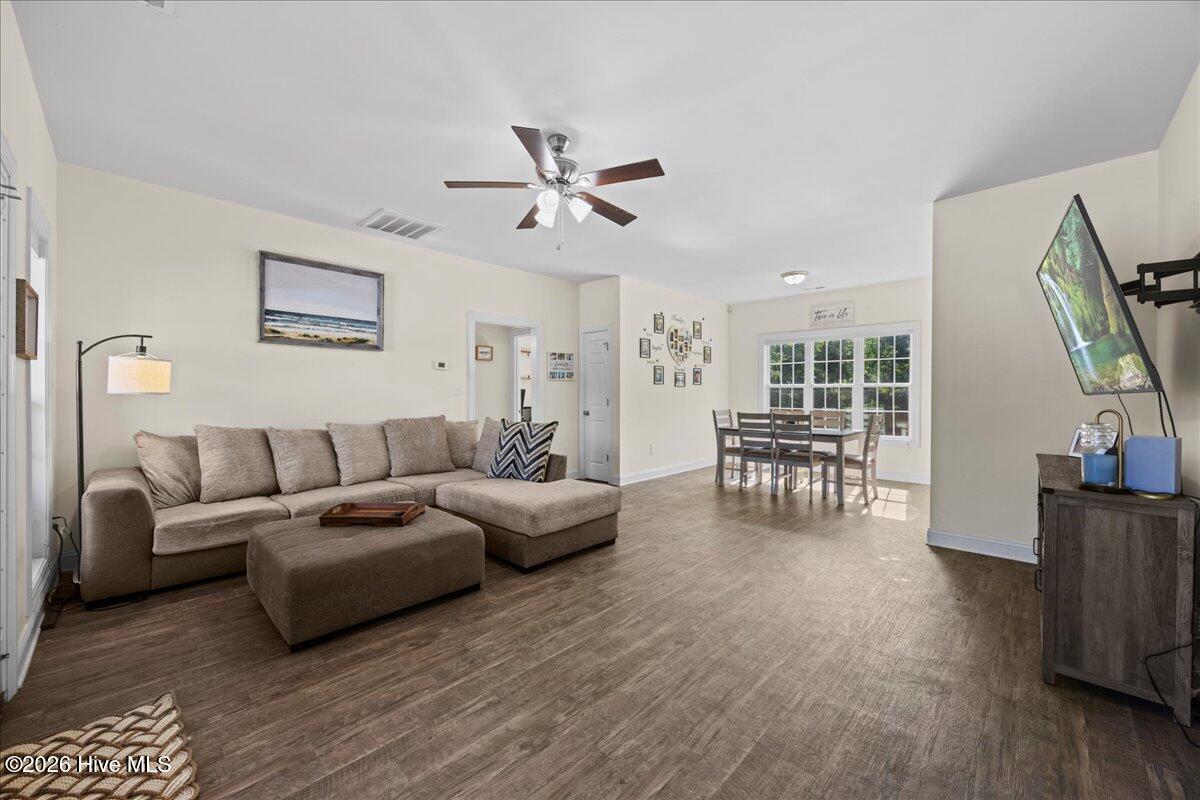 2324 Tranquil Drive Se Property Photo 3
