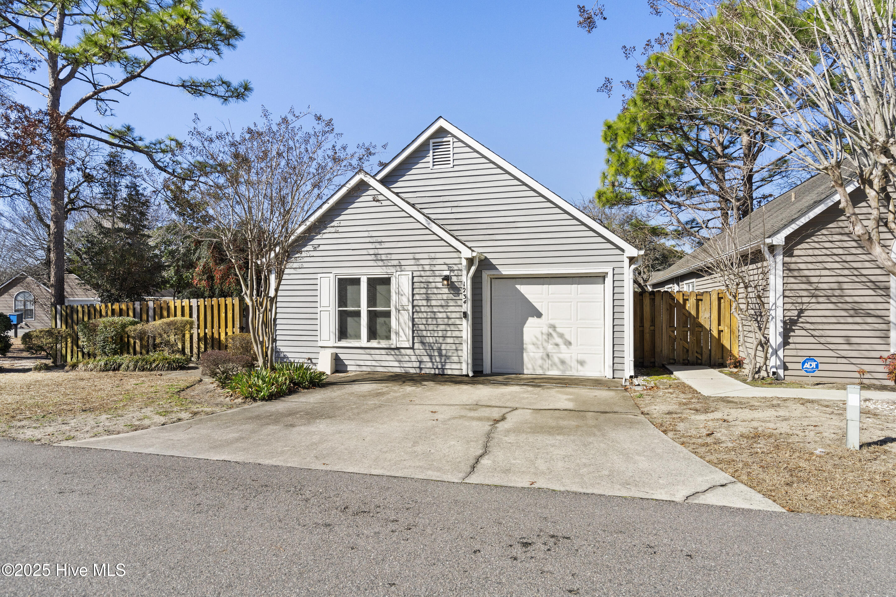1234 Shipyard Boulevard Property Photo 3
