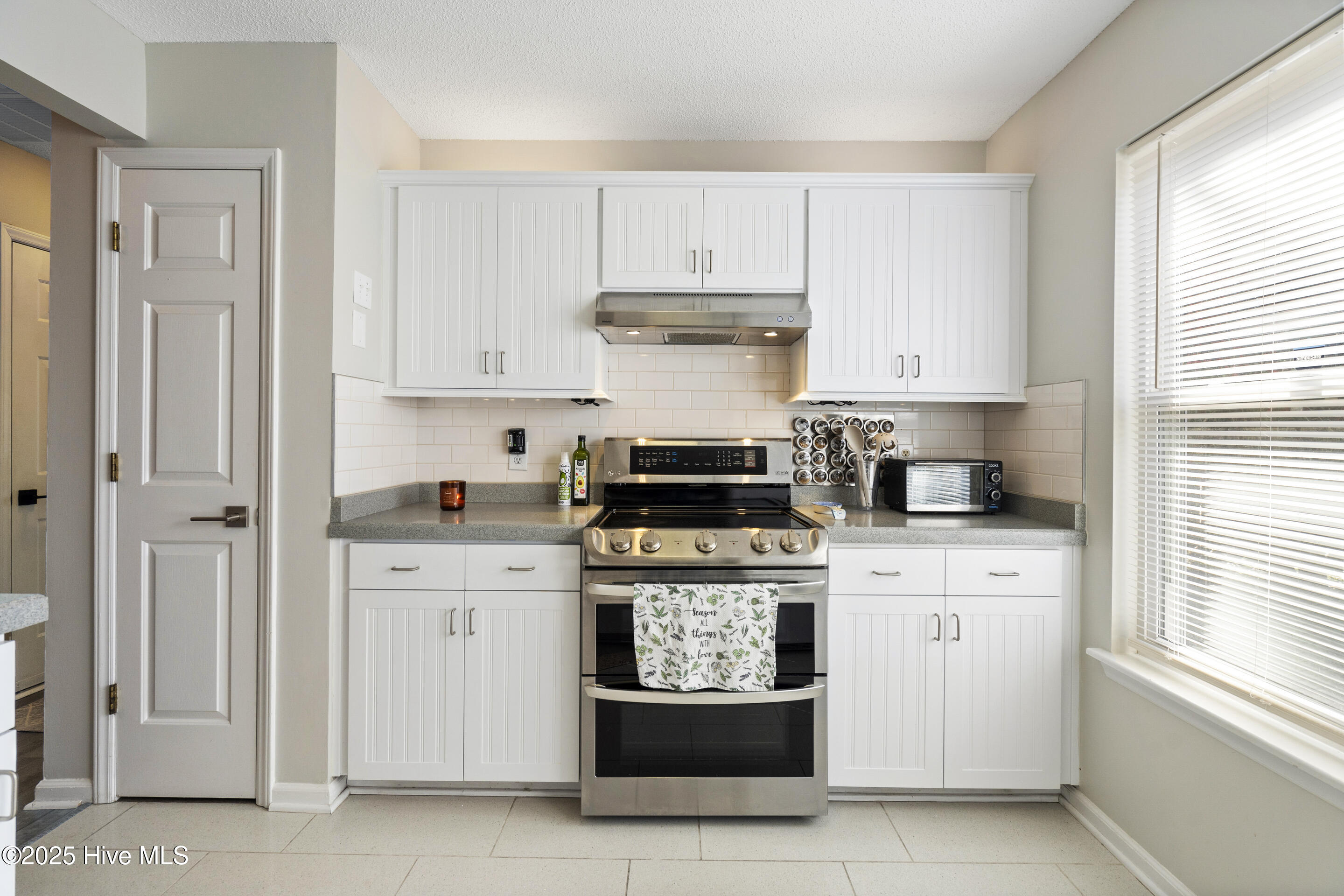 1234 Shipyard Boulevard Property Photo 4