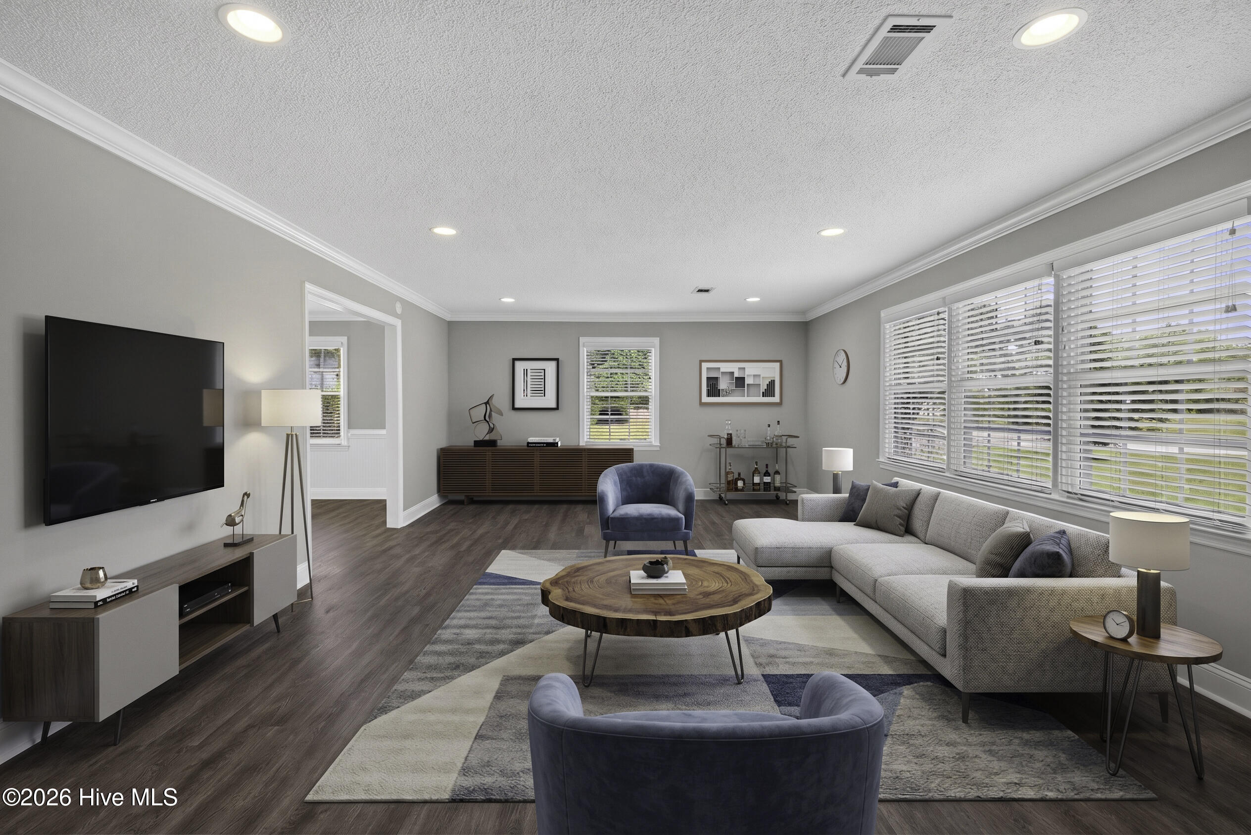 110 Scottsdale Drive Property Photo 4