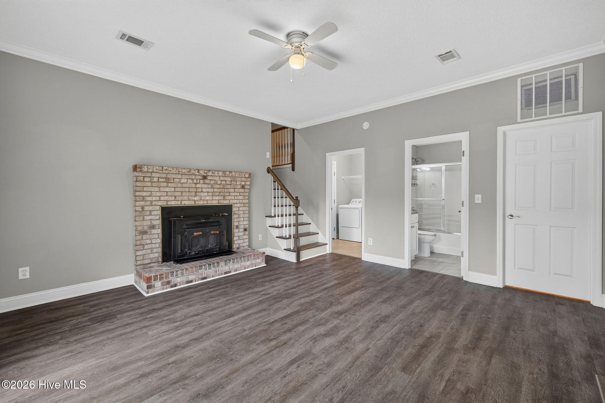 110 Scottsdale Drive Property Photo 28