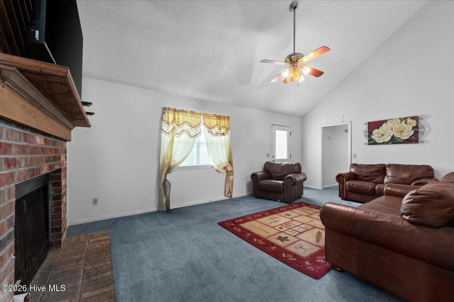102 Trafalgar Drive Property Photo 6