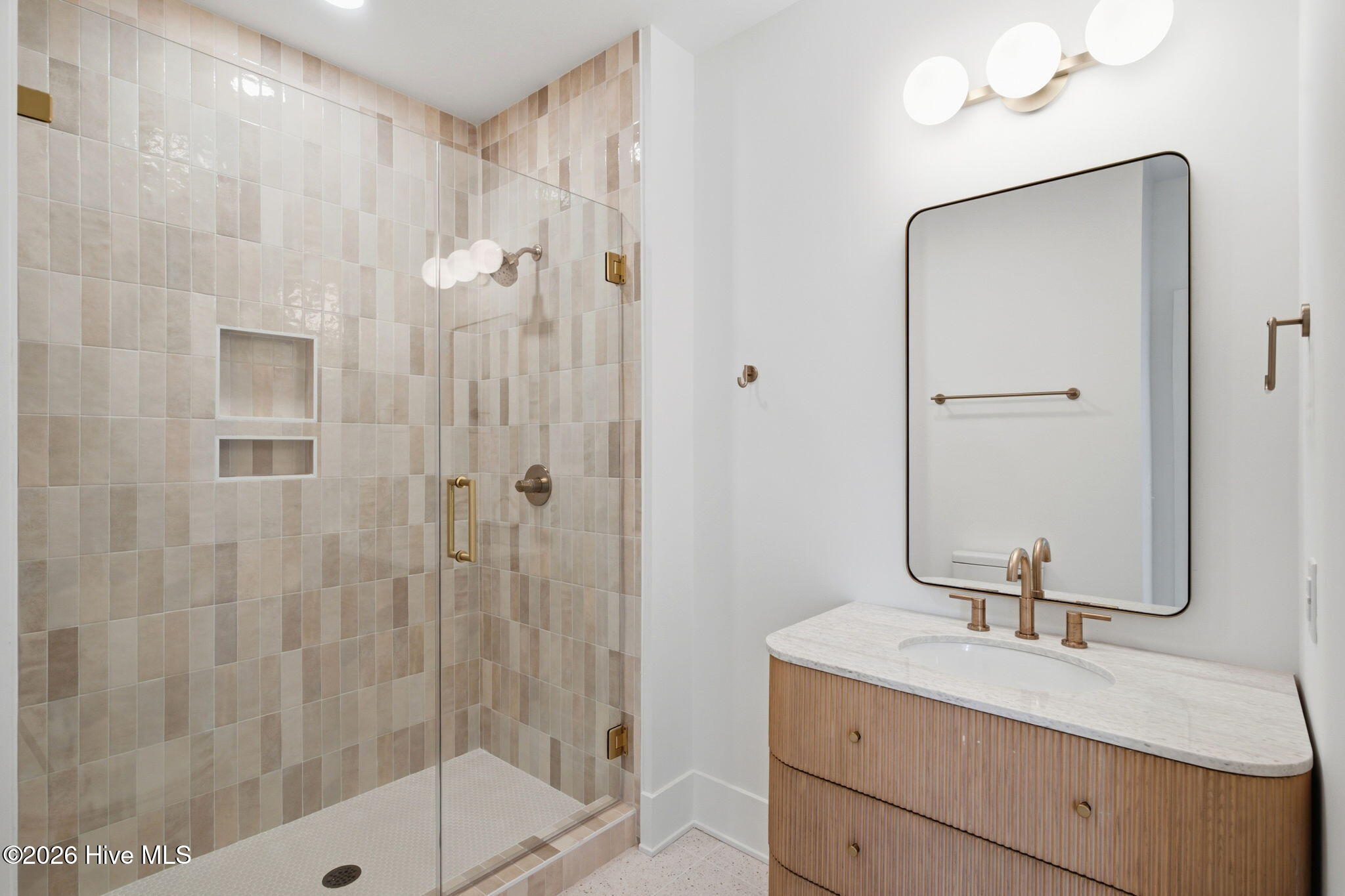 321 Fifth Avenue S B Property Photo 20