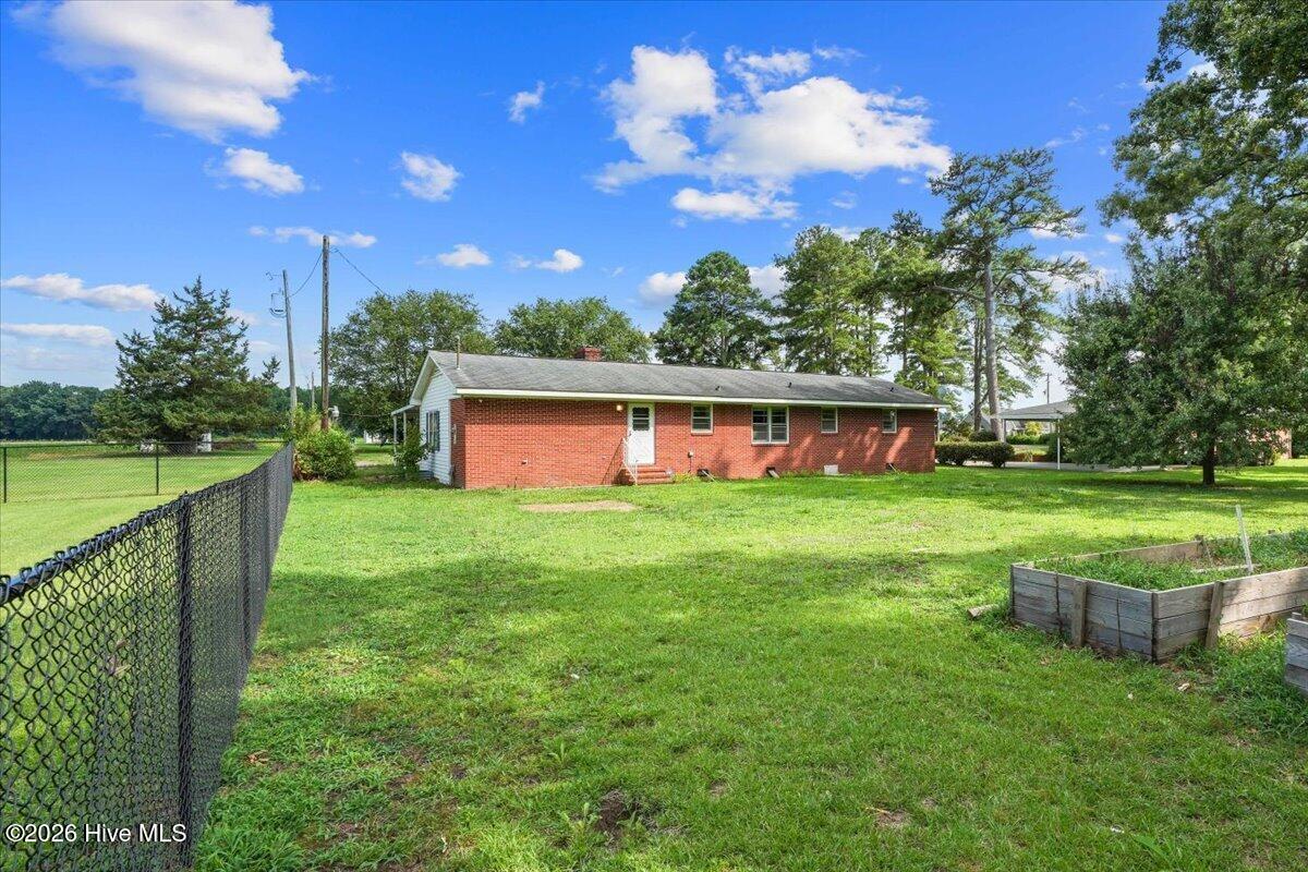 583 Church Of God Road Property Photo 7