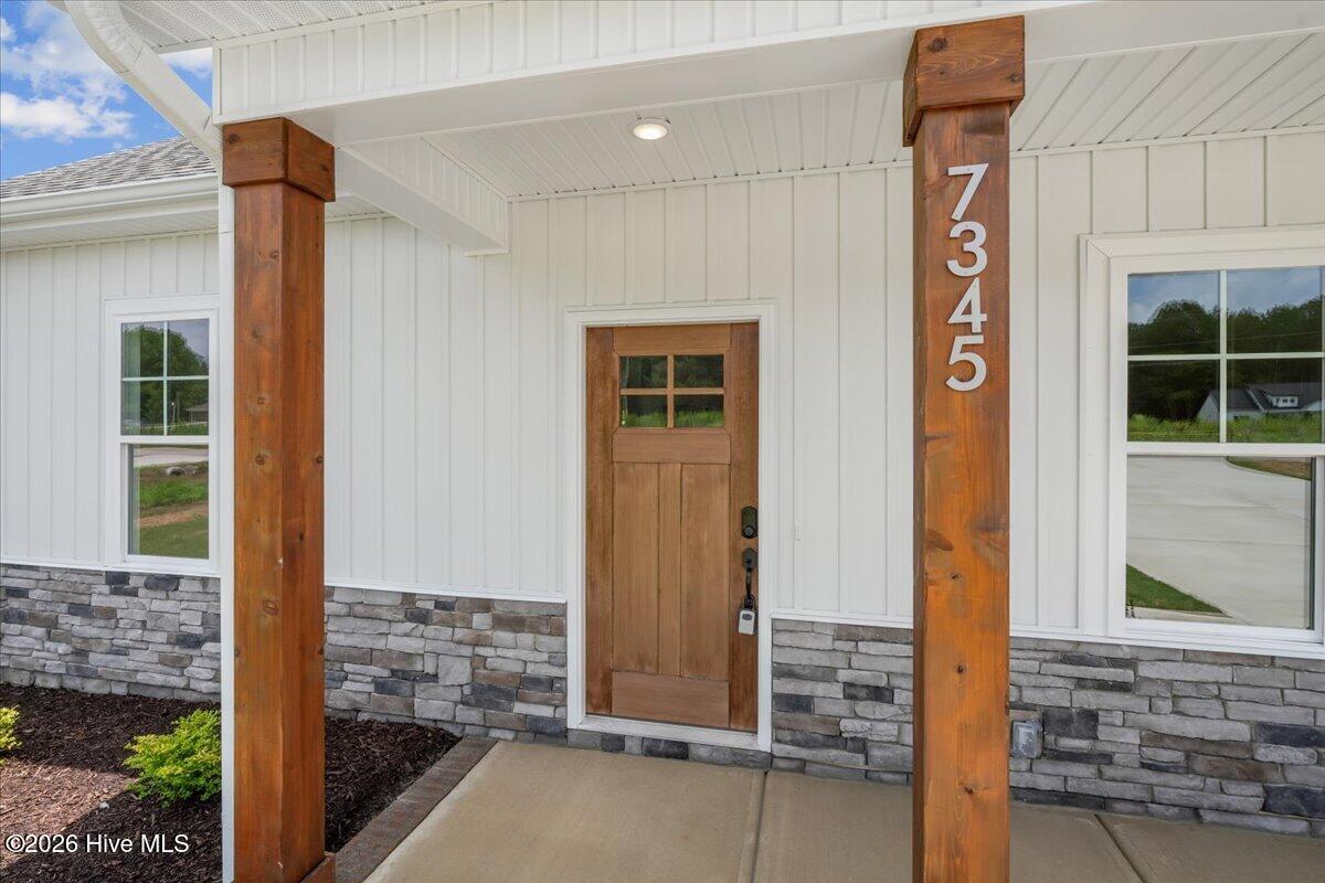 7345 Hill Road Property Photo 6
