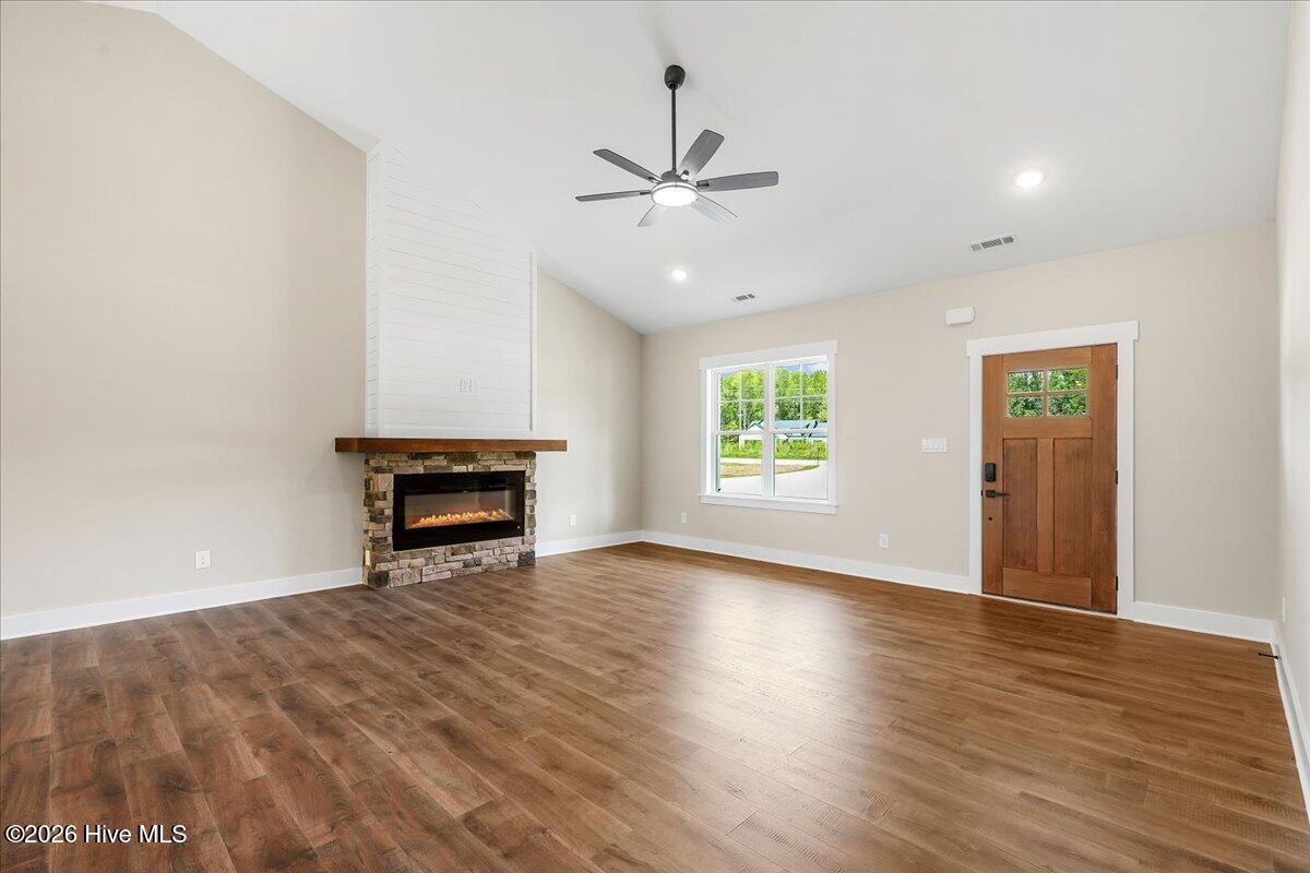7345 Hill Road Property Photo 10