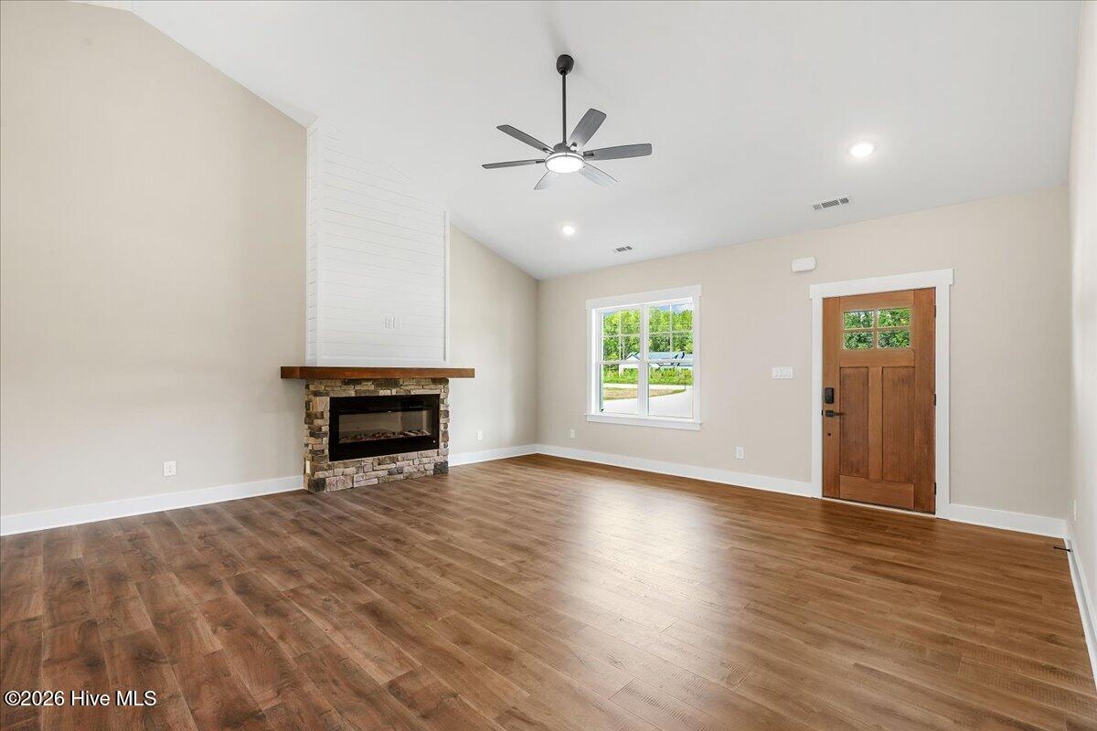 7345 Hill Road Property Photo 11