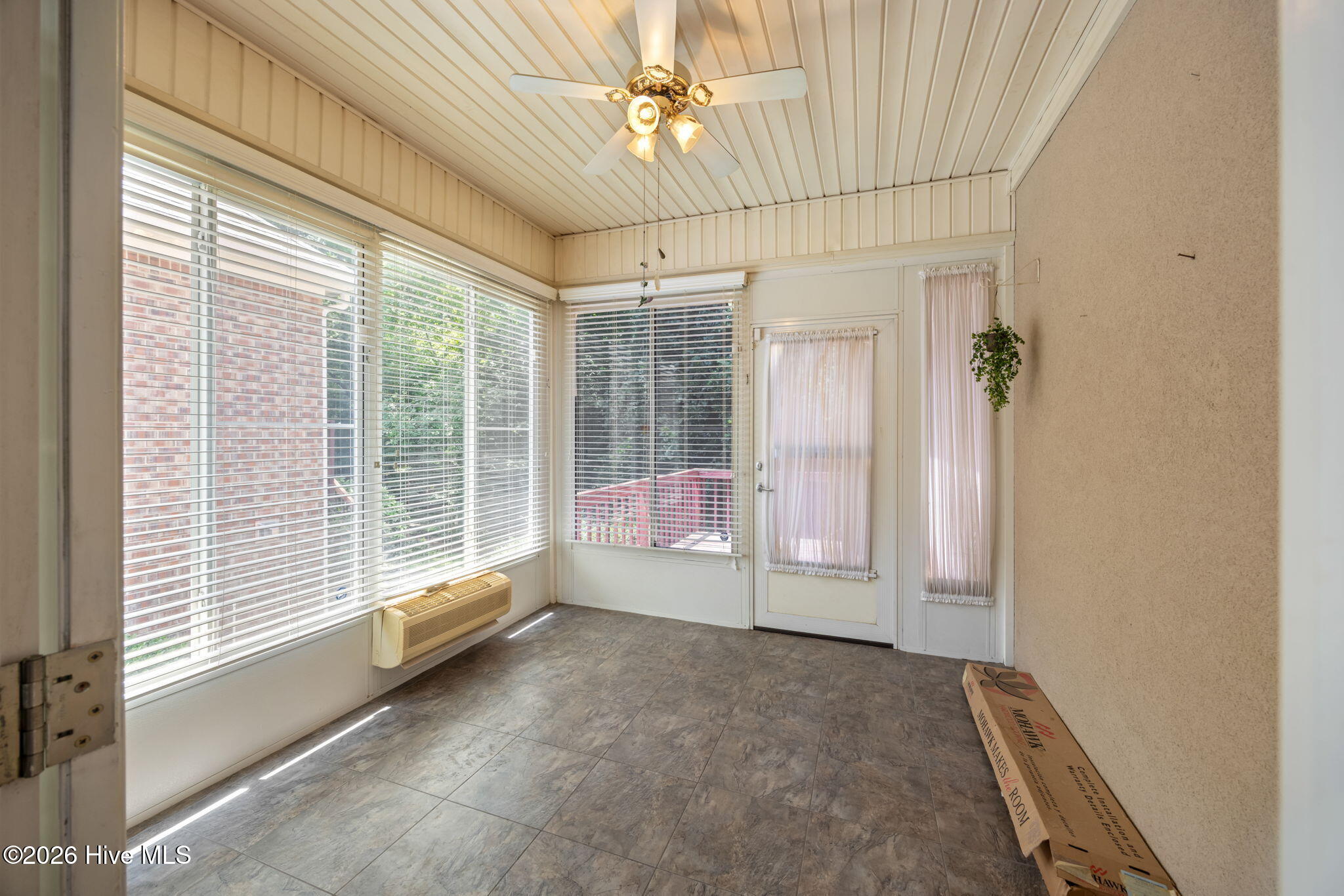 108 Courtyards Place Property Photo 37