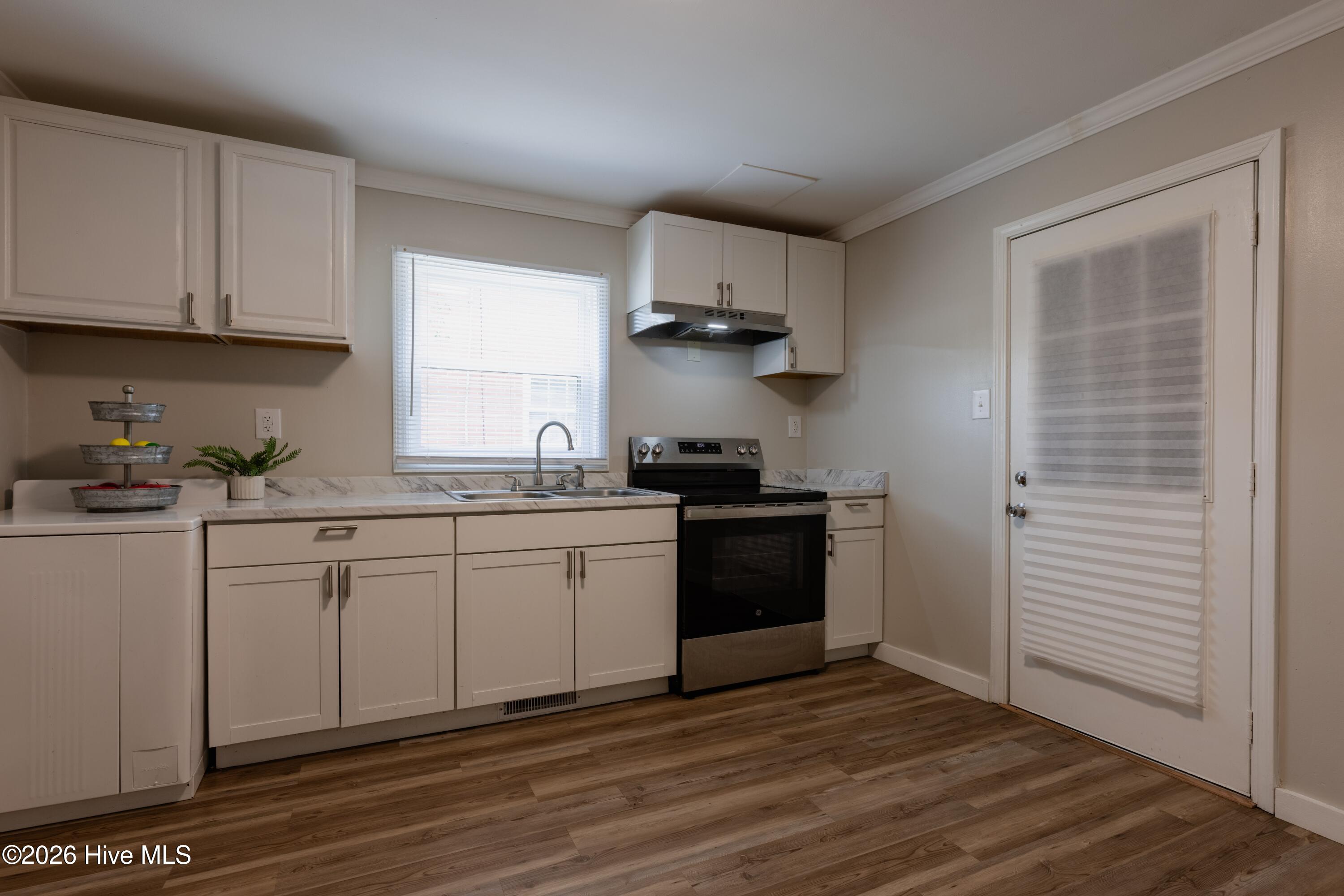 1128 Long Avenue Property Photo 8