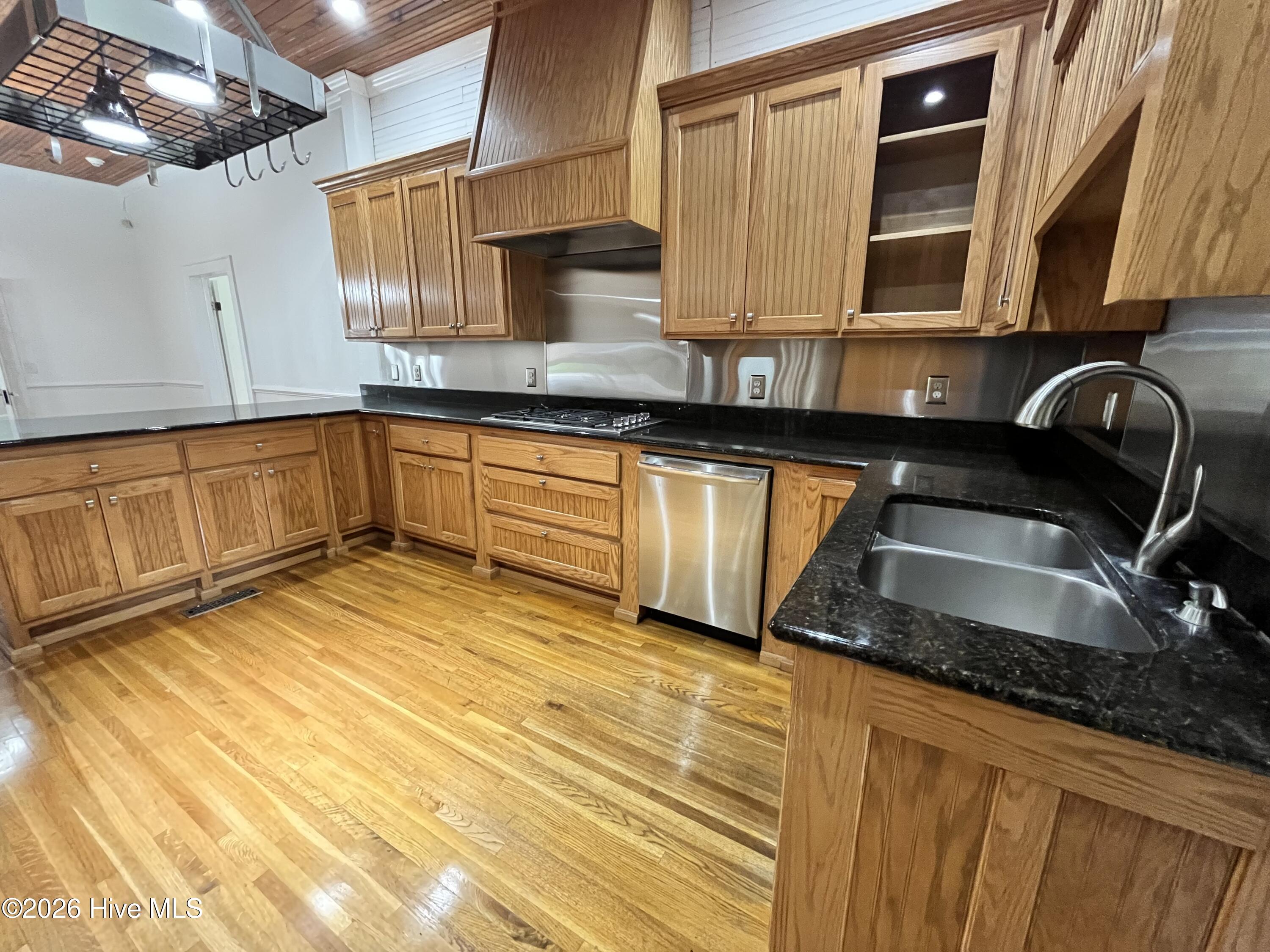 505 N Madison Street Property Photo 13